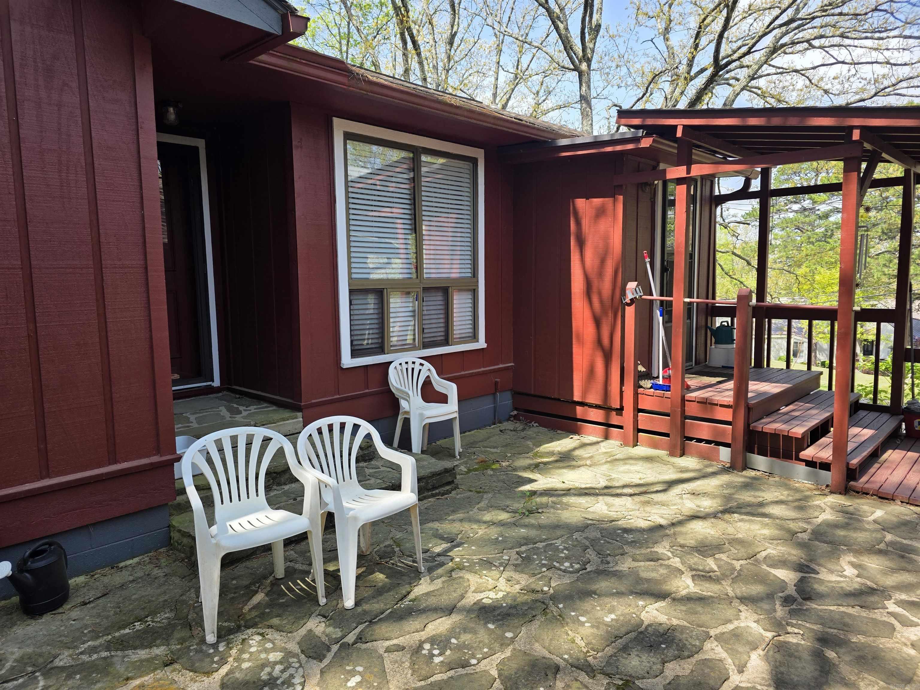 LAKEWOOD HILLS - Residential
