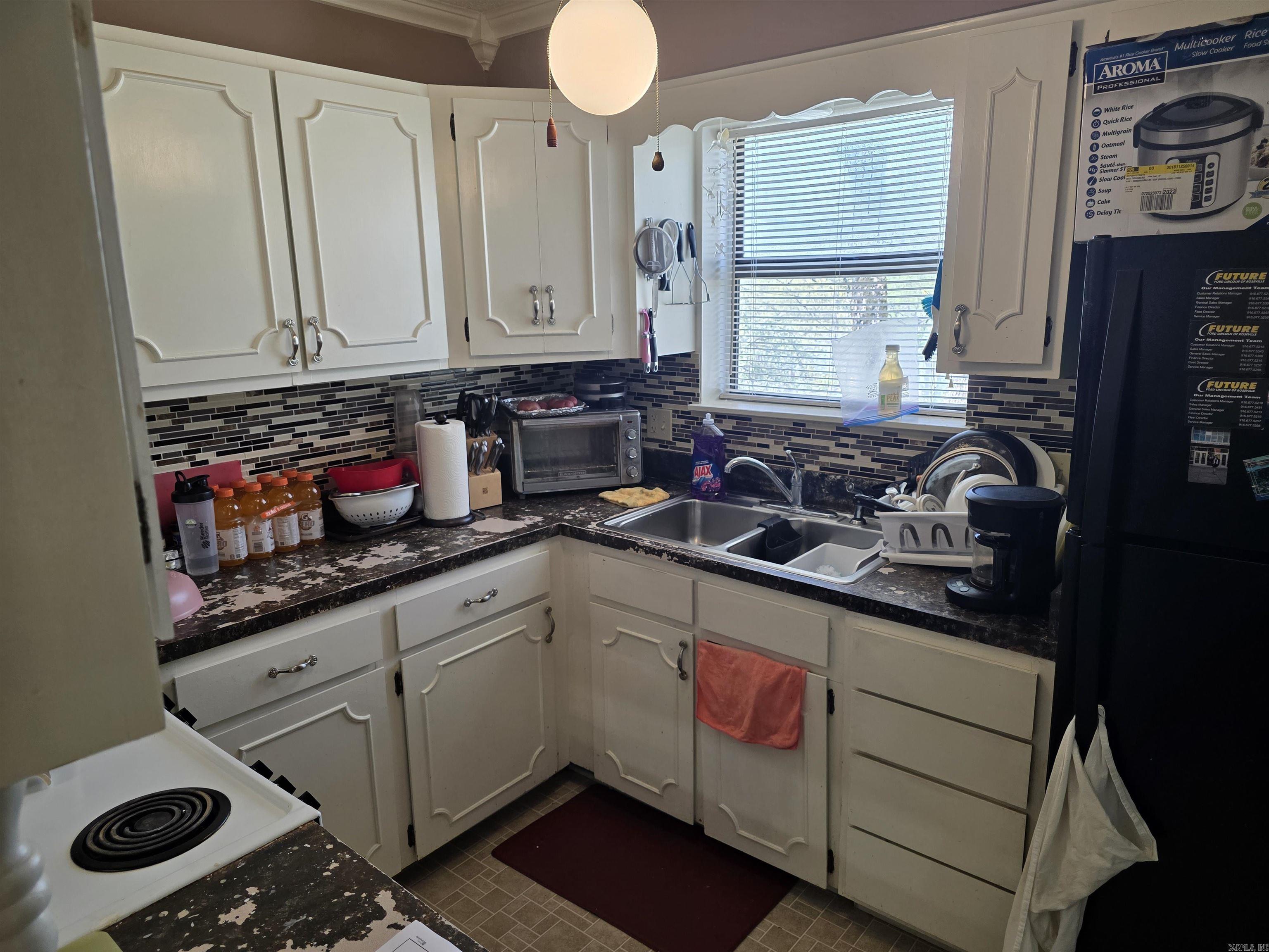 LAKEWOOD HILLS - Residential