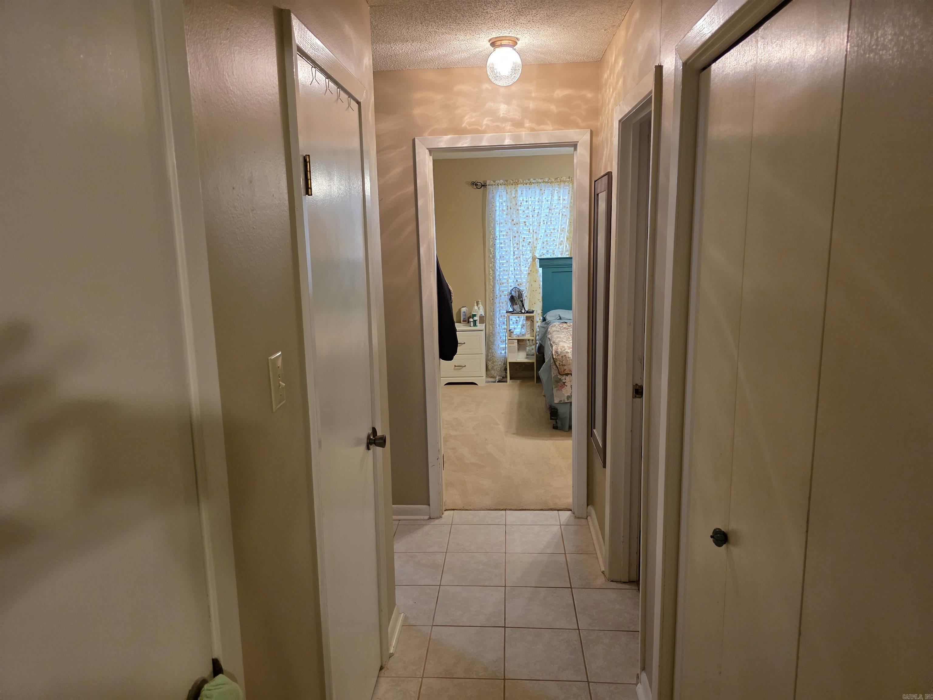LAKEWOOD HILLS - Residential