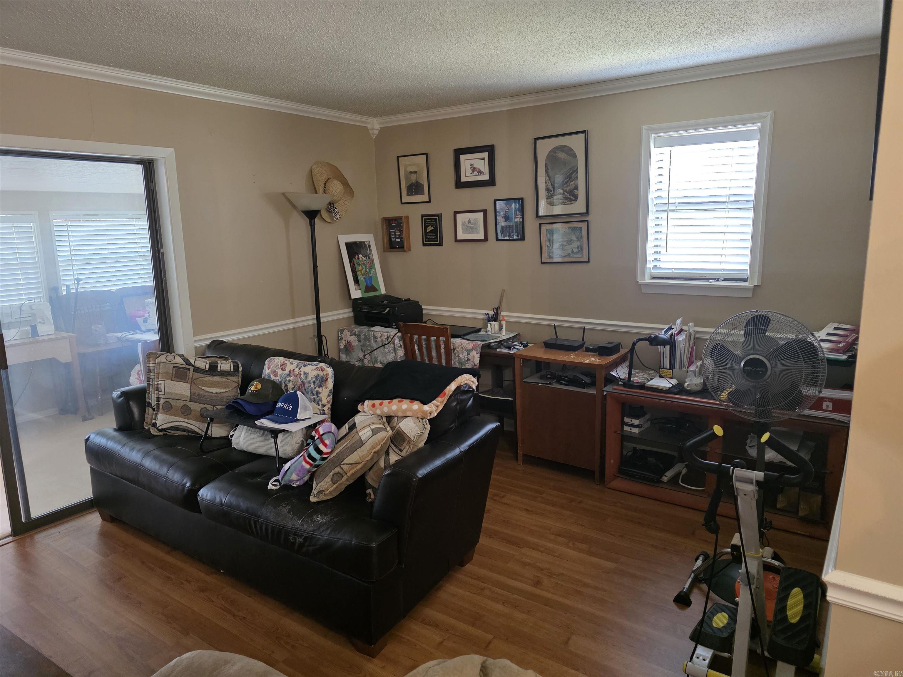 LAKEWOOD HILLS - Residential
