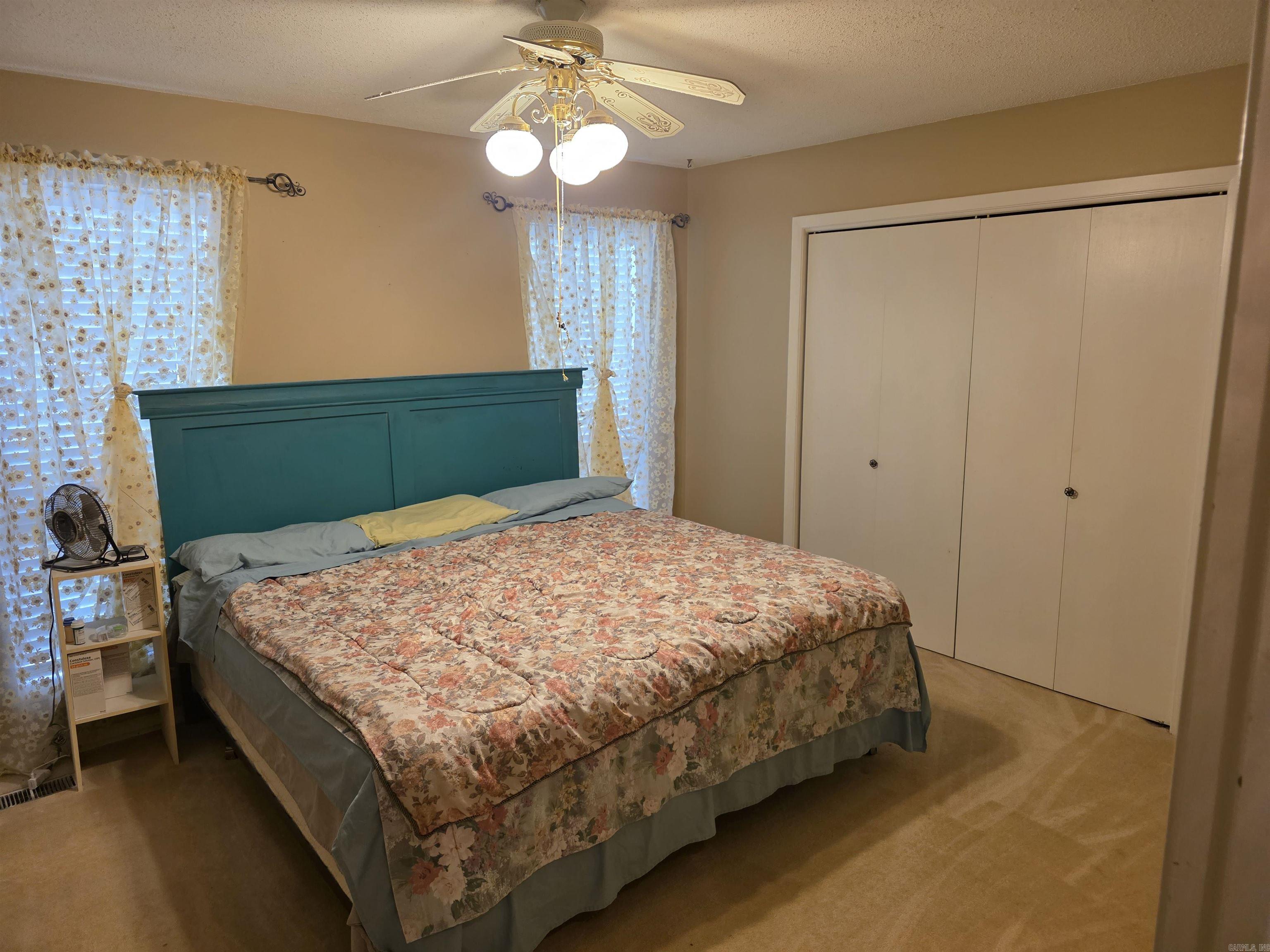 LAKEWOOD HILLS - Residential