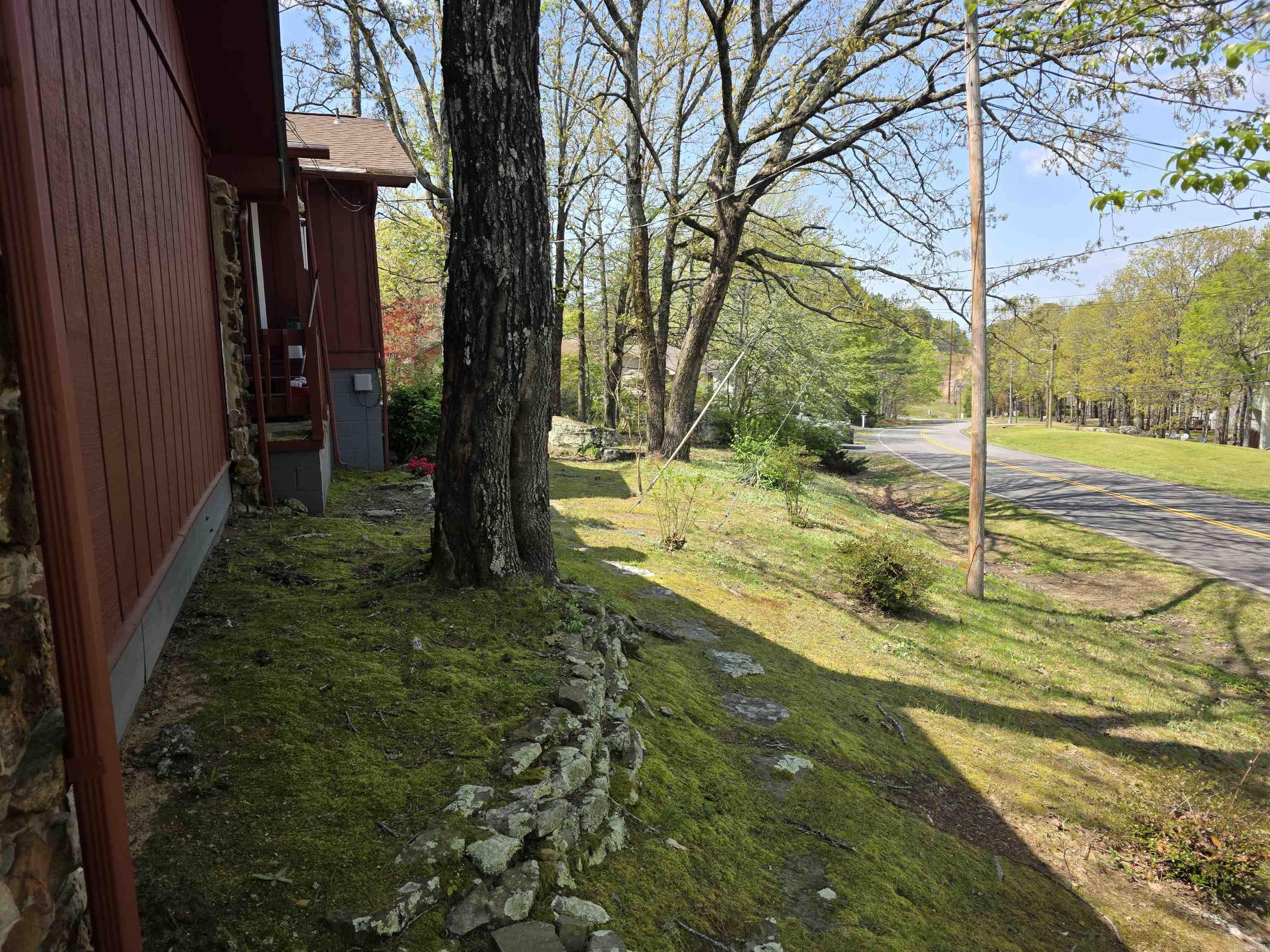 LAKEWOOD HILLS - Residential