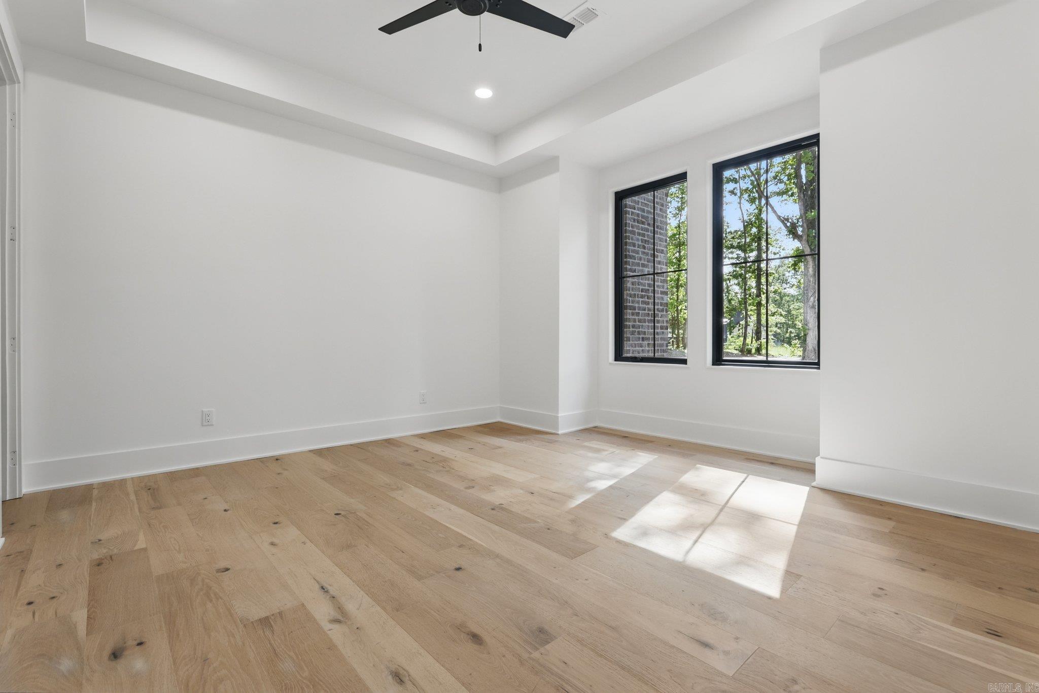 HAZEL OAK - Residential