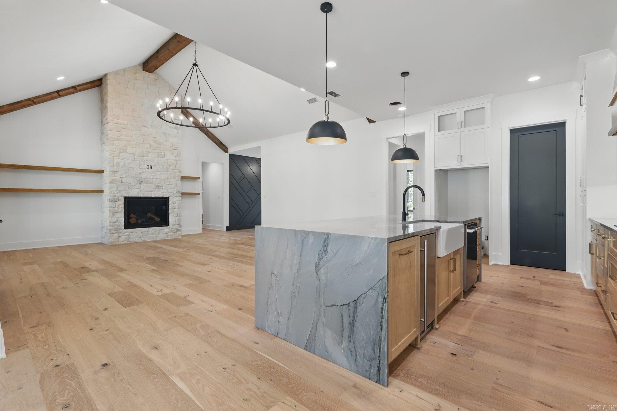 HAZEL OAK - Residential