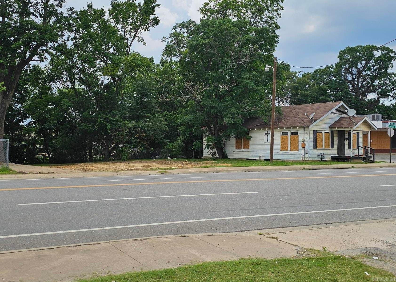 2 Commercial lots available being sold together as one. 3400 Mabelvale Pike has a building on it that is be sold with no value. 3402 had a building on it that was burned and torn down. The lot has been cleared. Located 2 blocks from metro bus line.