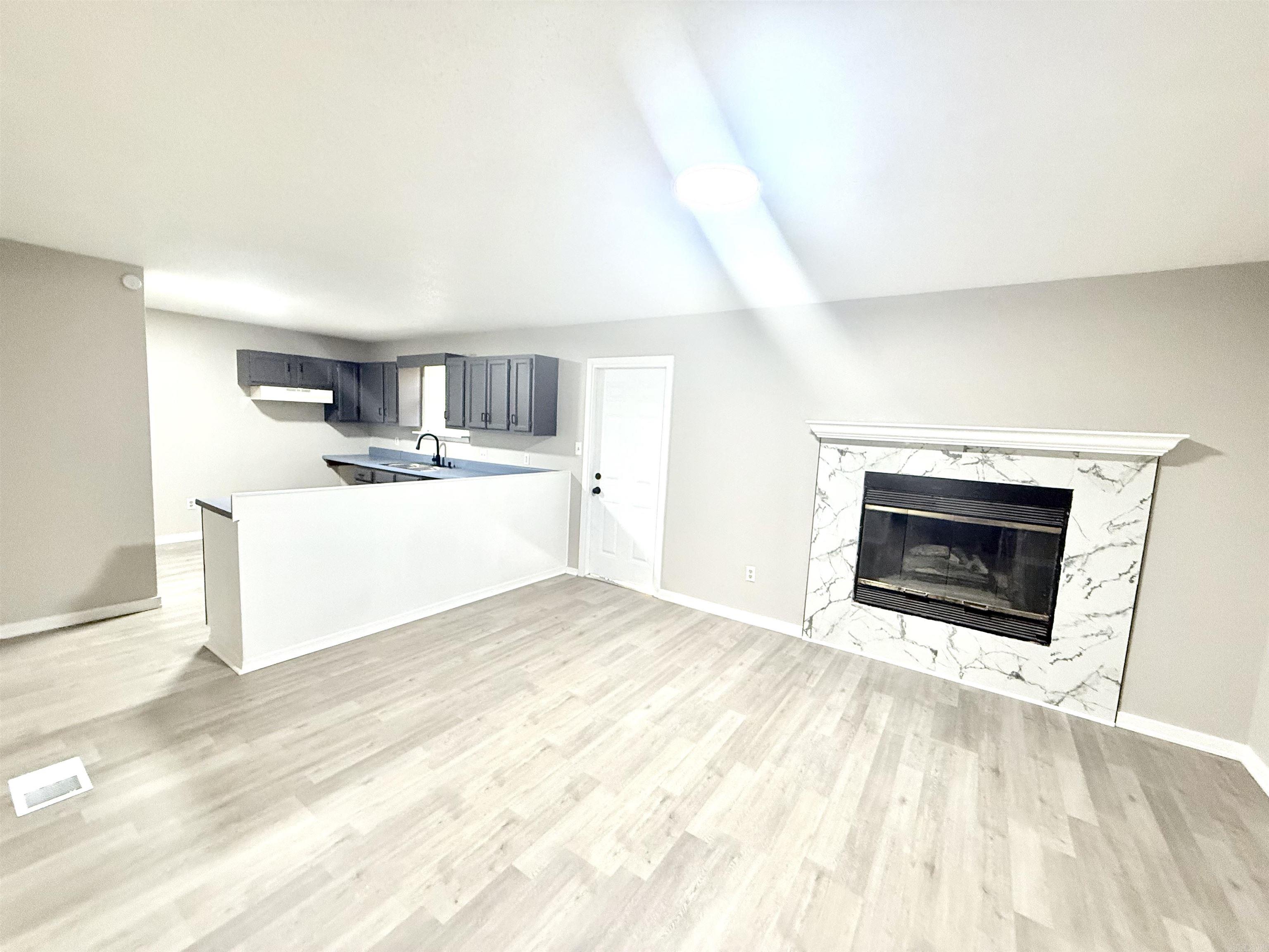 Shirley Heights - Residential