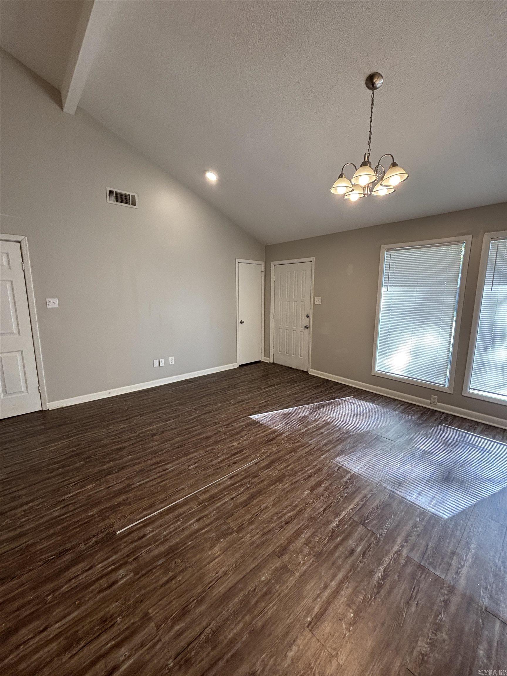 FOXWOOD J - Residential