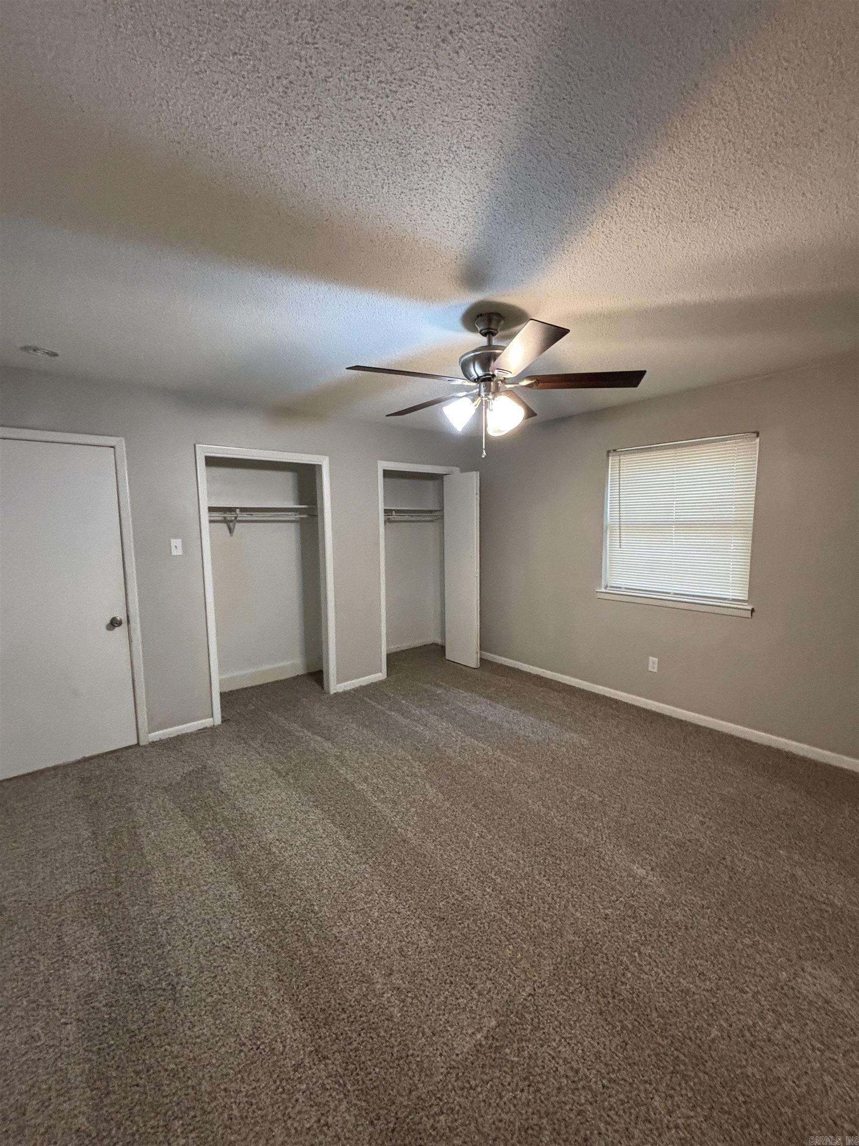 FOXWOOD J - Residential