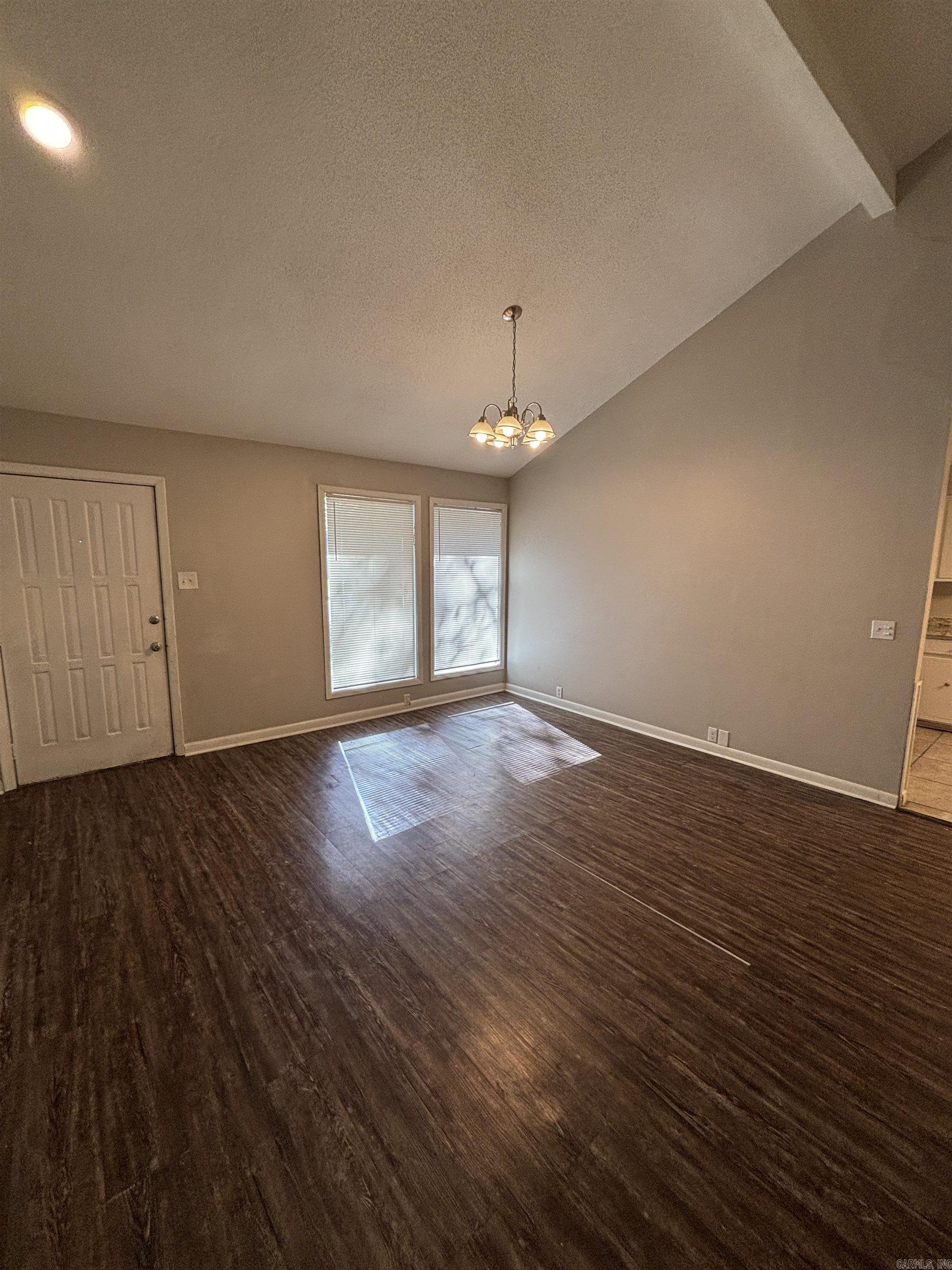 FOXWOOD J - Residential