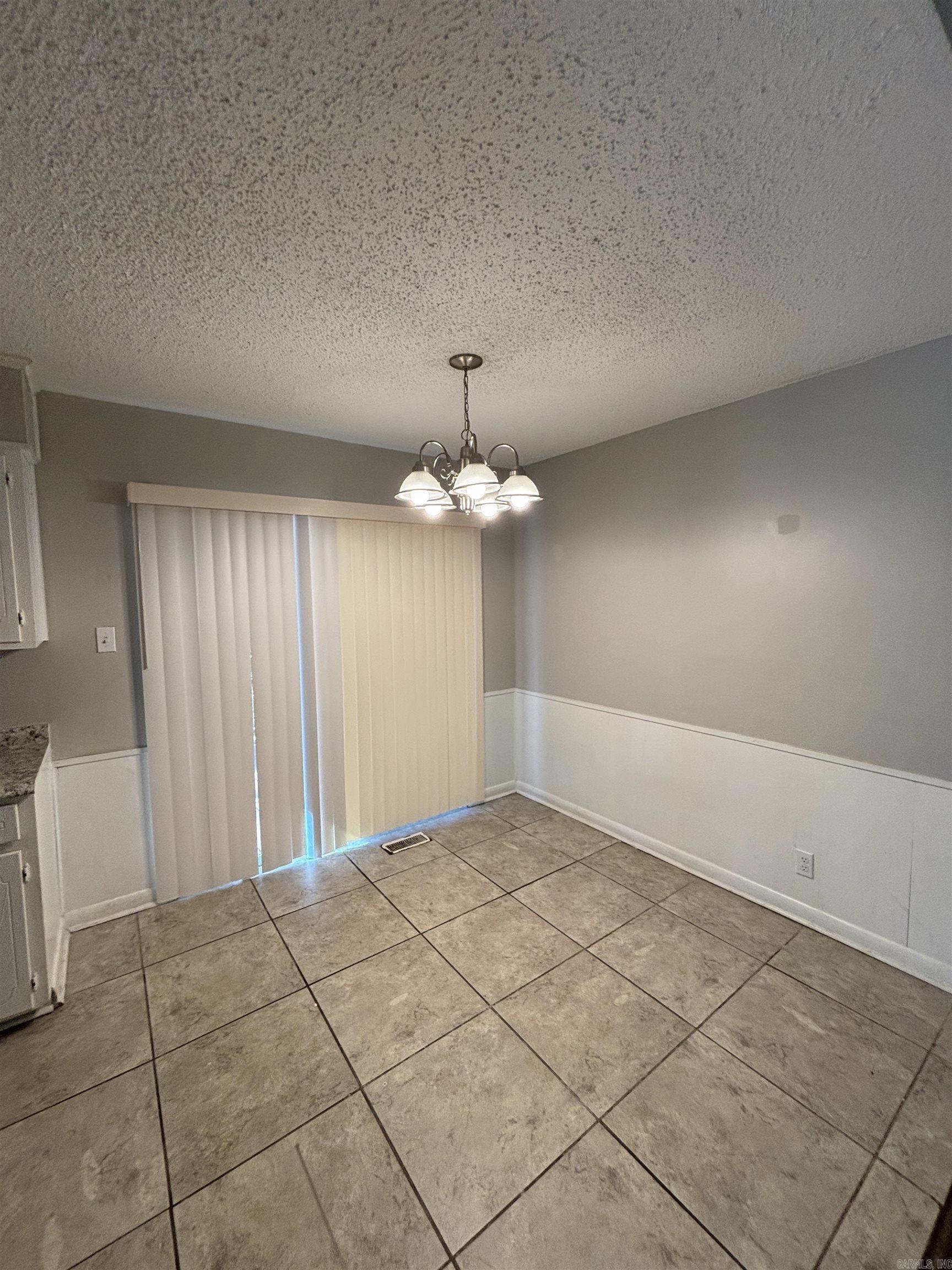 FOXWOOD J - Residential