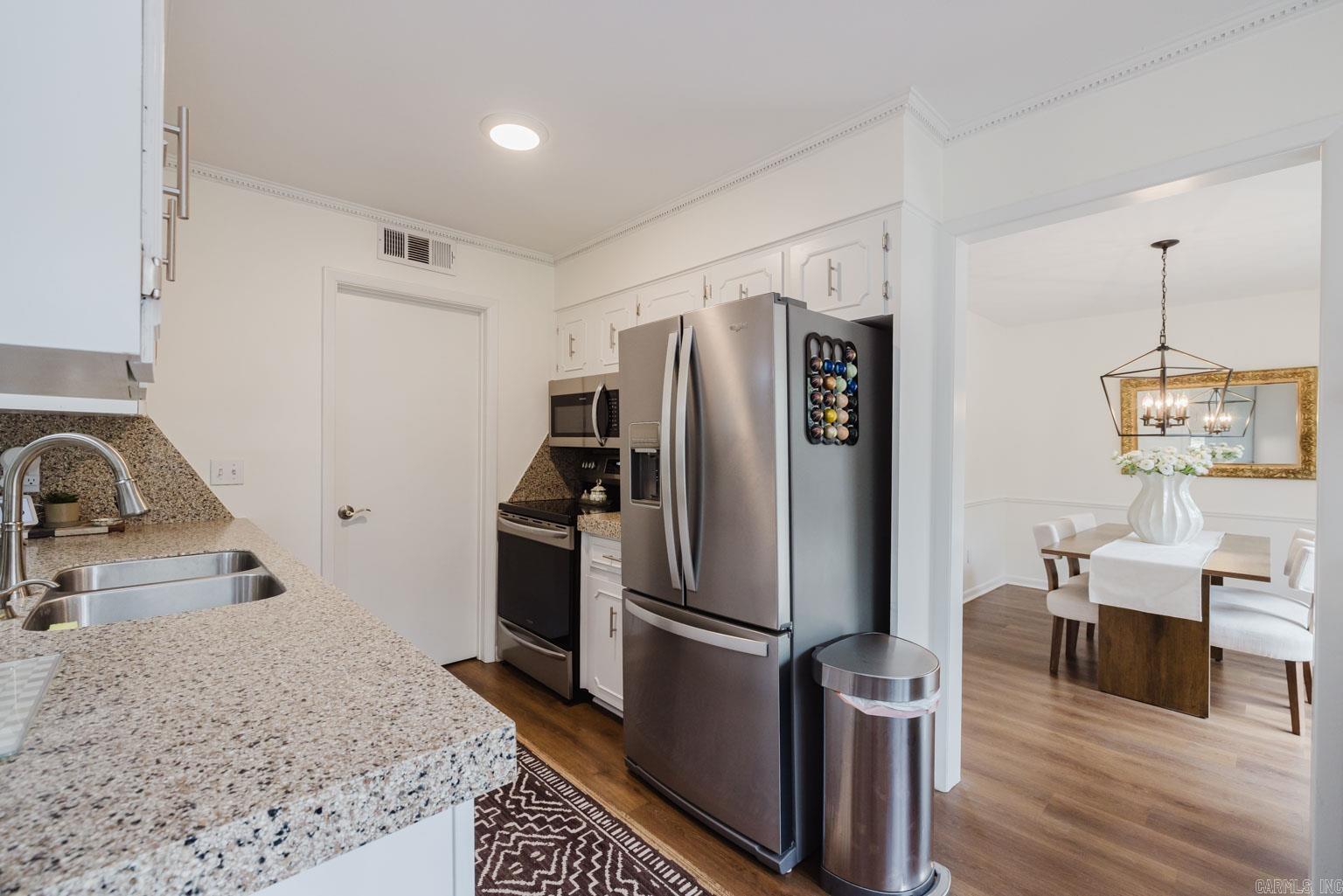 PLEASANT FOREST - Residential