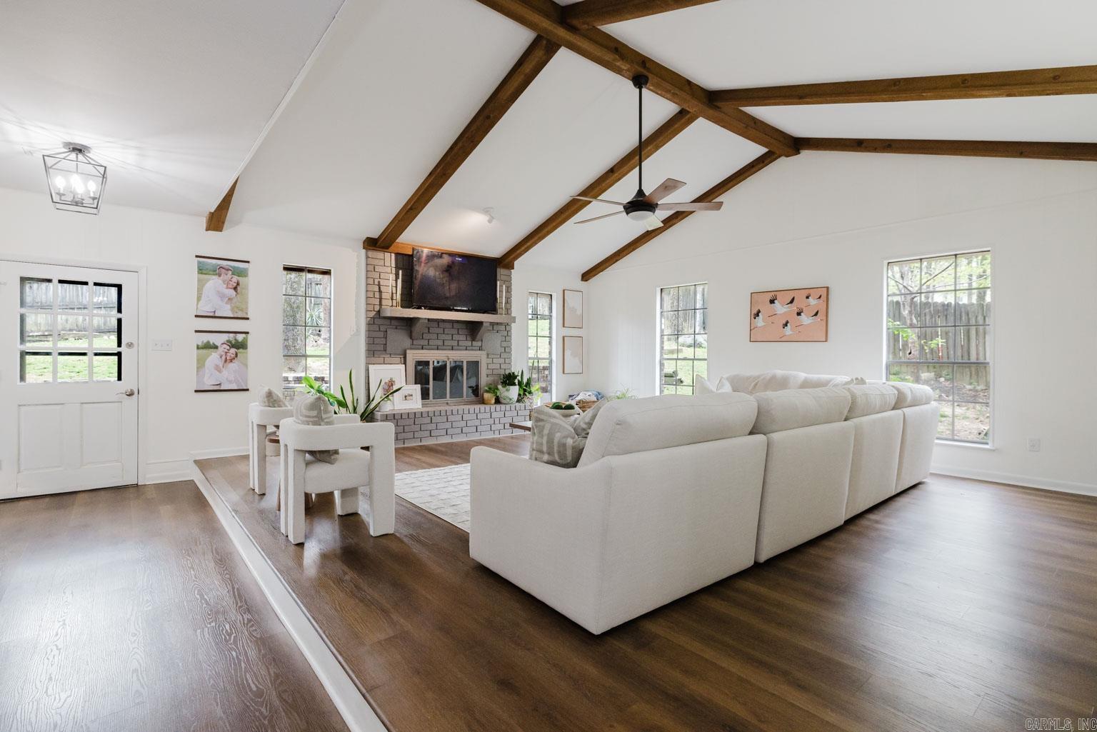 PLEASANT FOREST - Residential