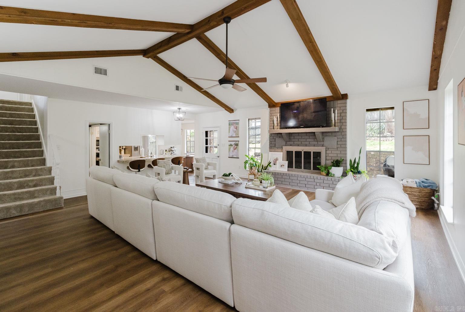 PLEASANT FOREST - Residential