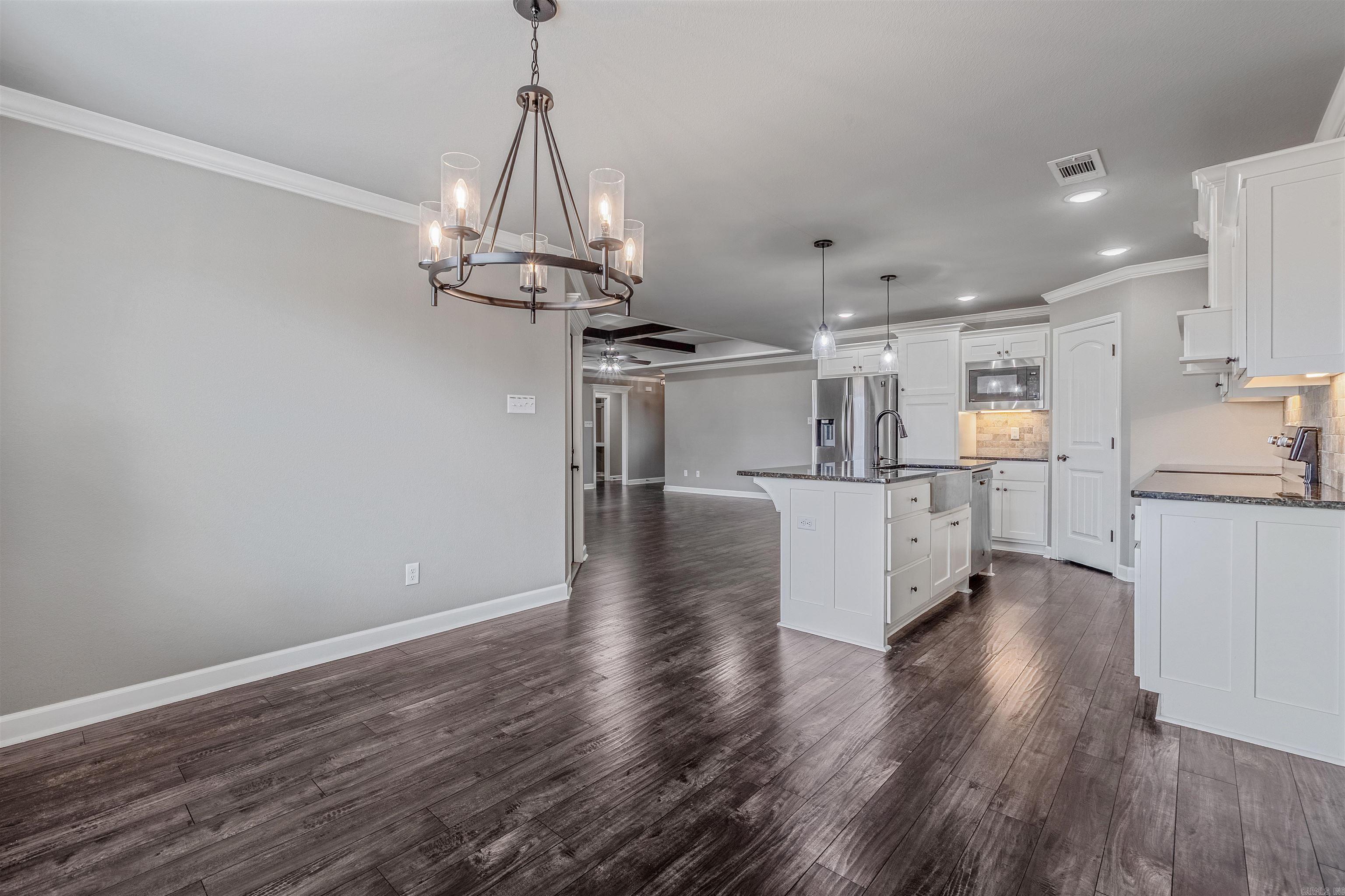 HERITAGE MEADOWS - Residential