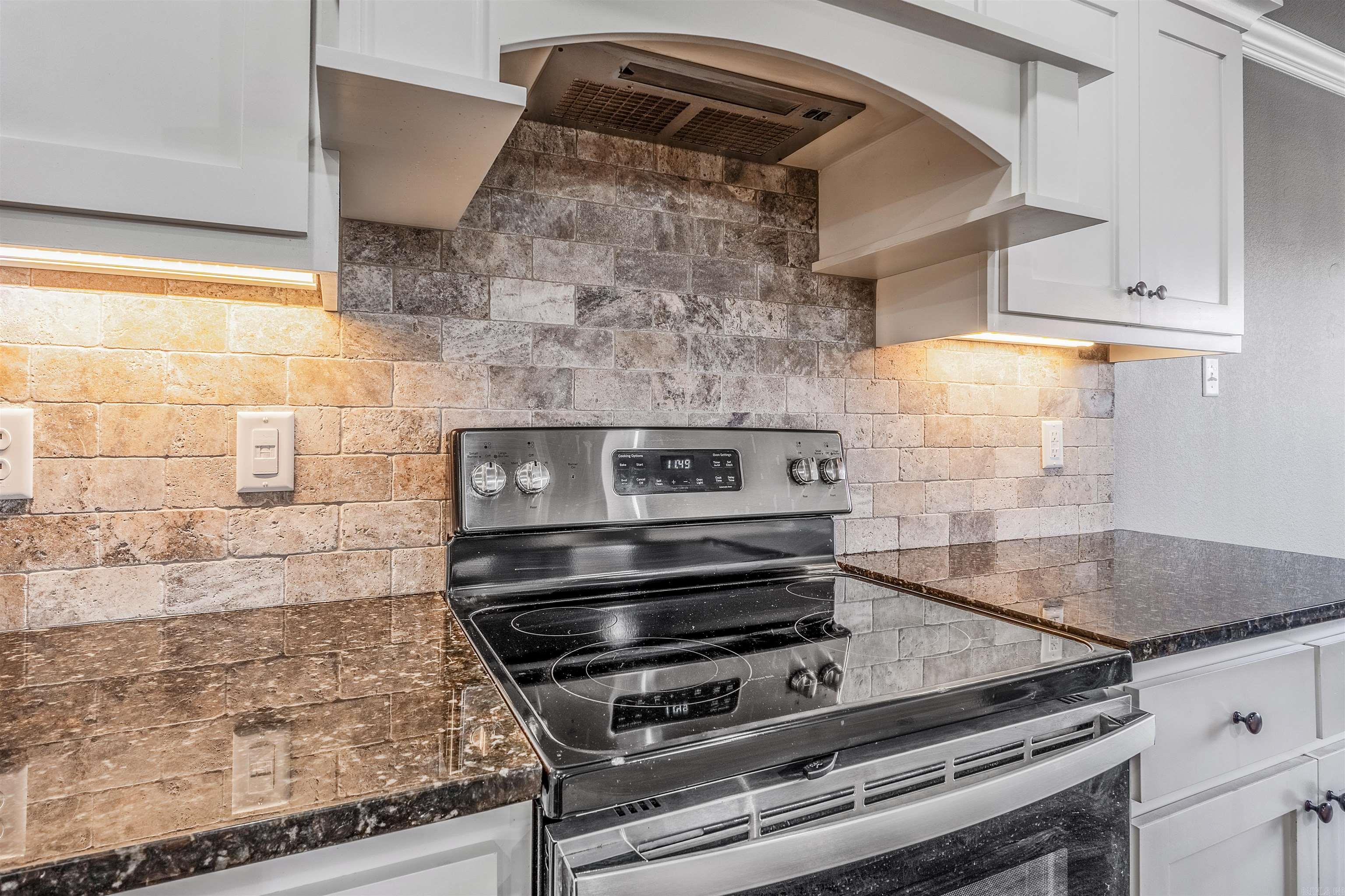 HERITAGE MEADOWS - Residential