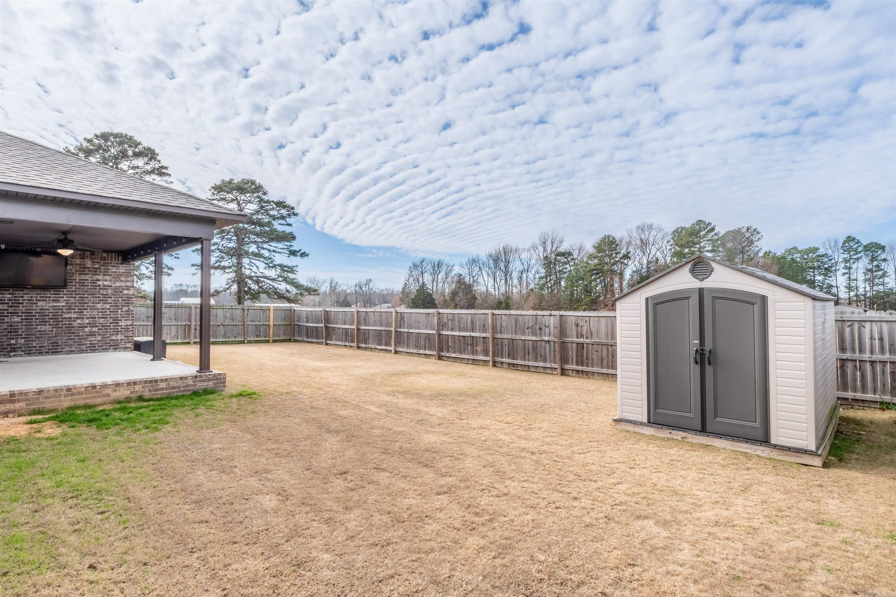 HERITAGE MEADOWS - Residential