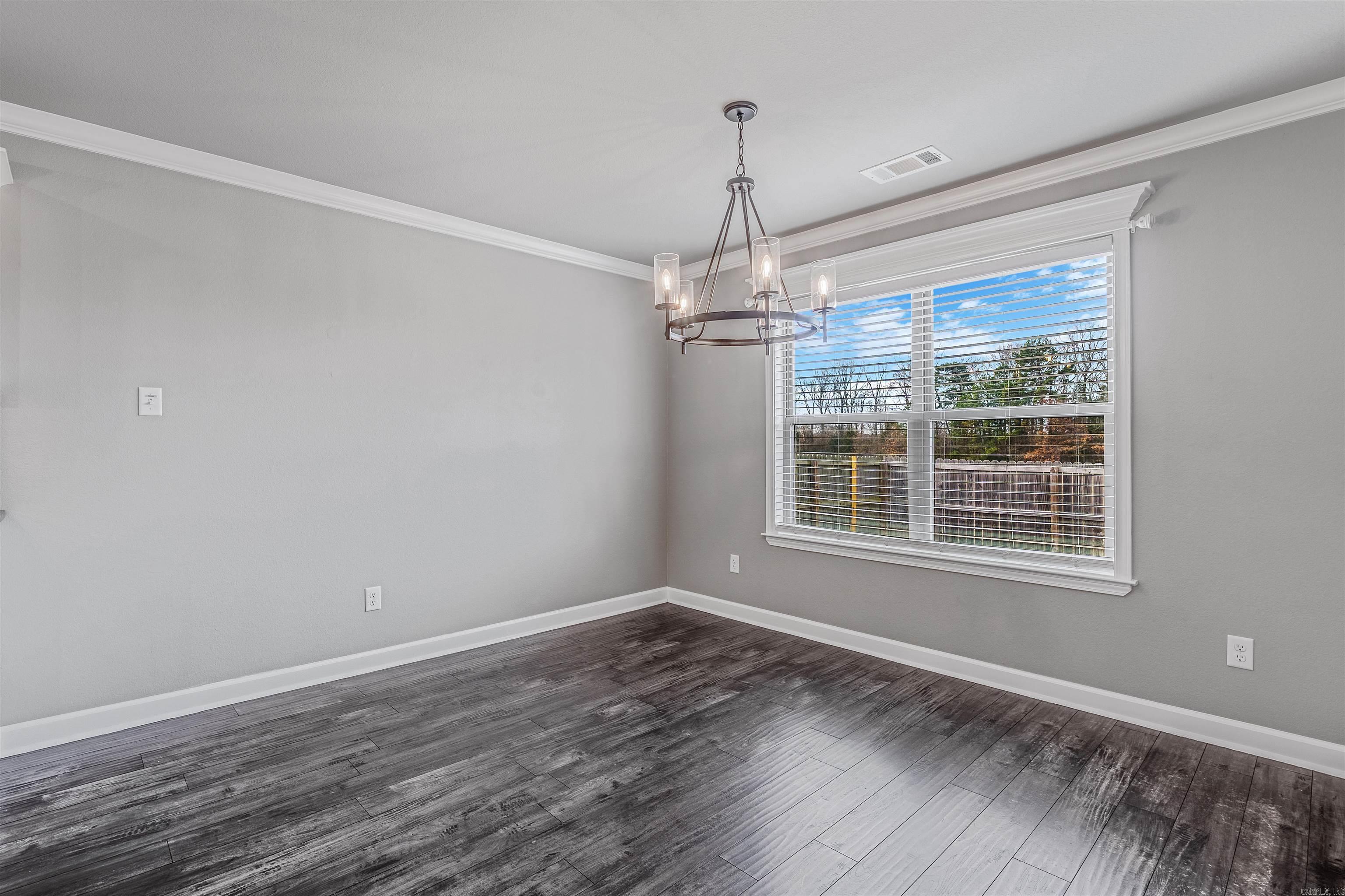 HERITAGE MEADOWS - Residential