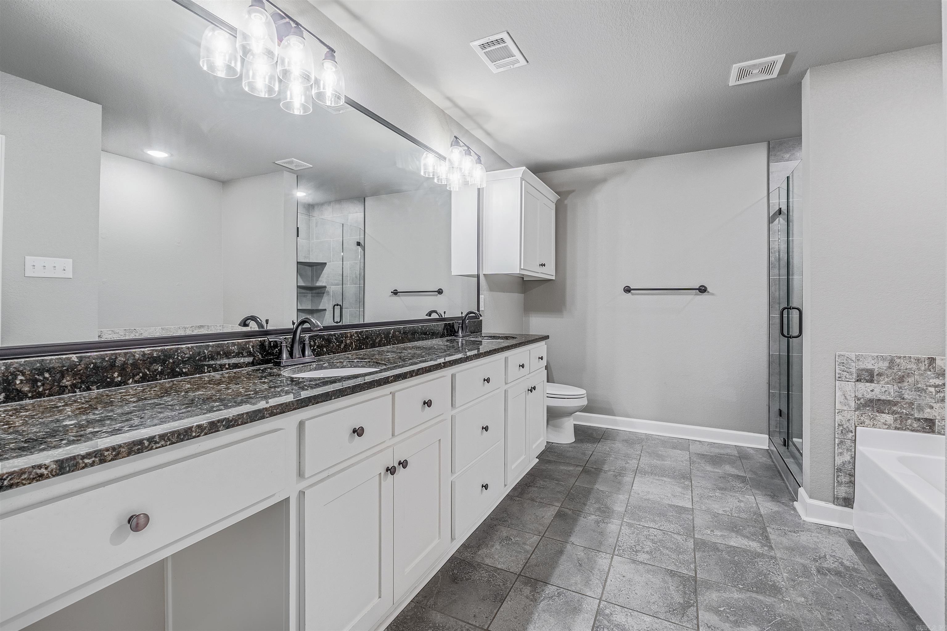 HERITAGE MEADOWS - Residential