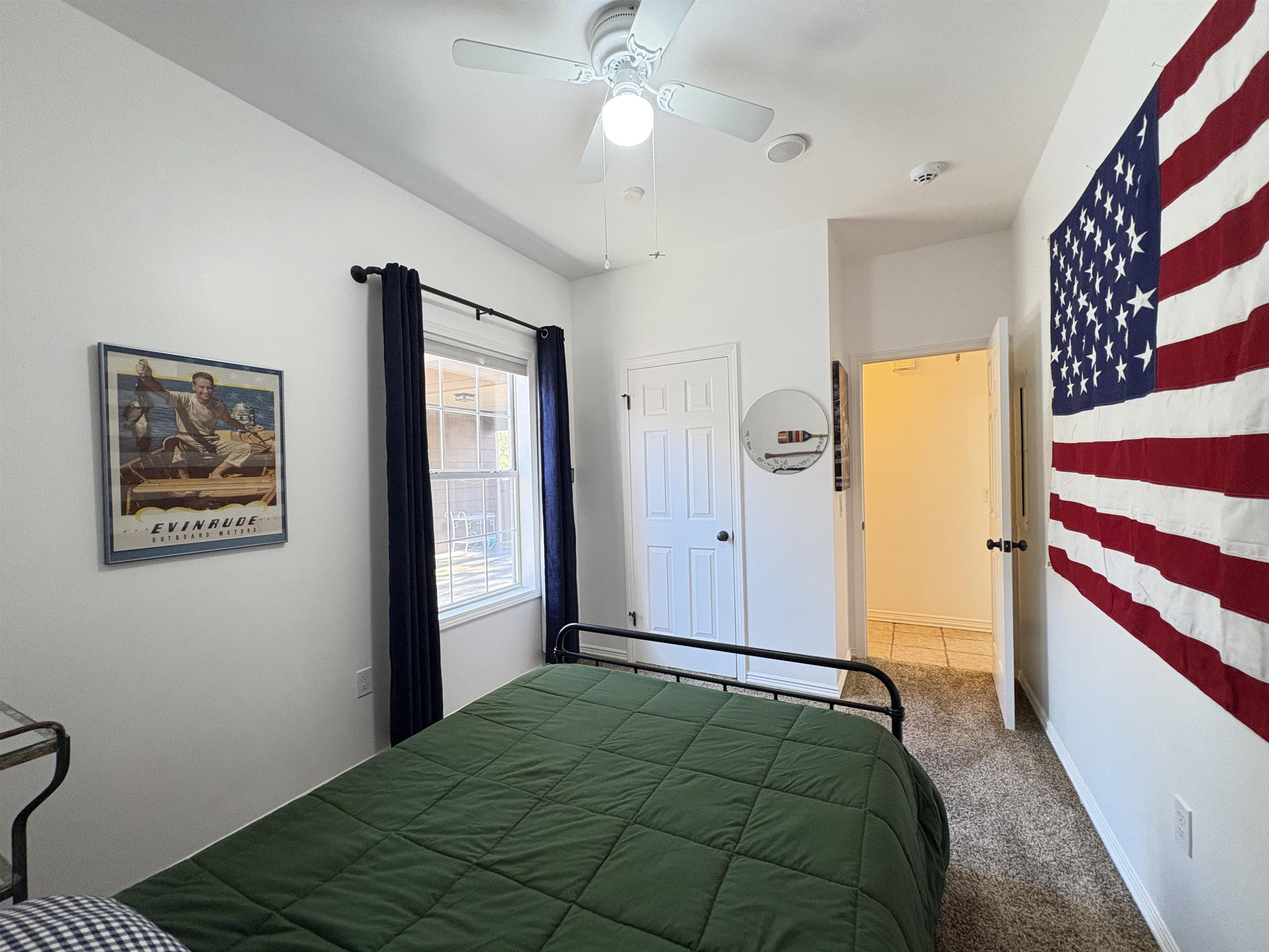 WEST LAKE - Residential