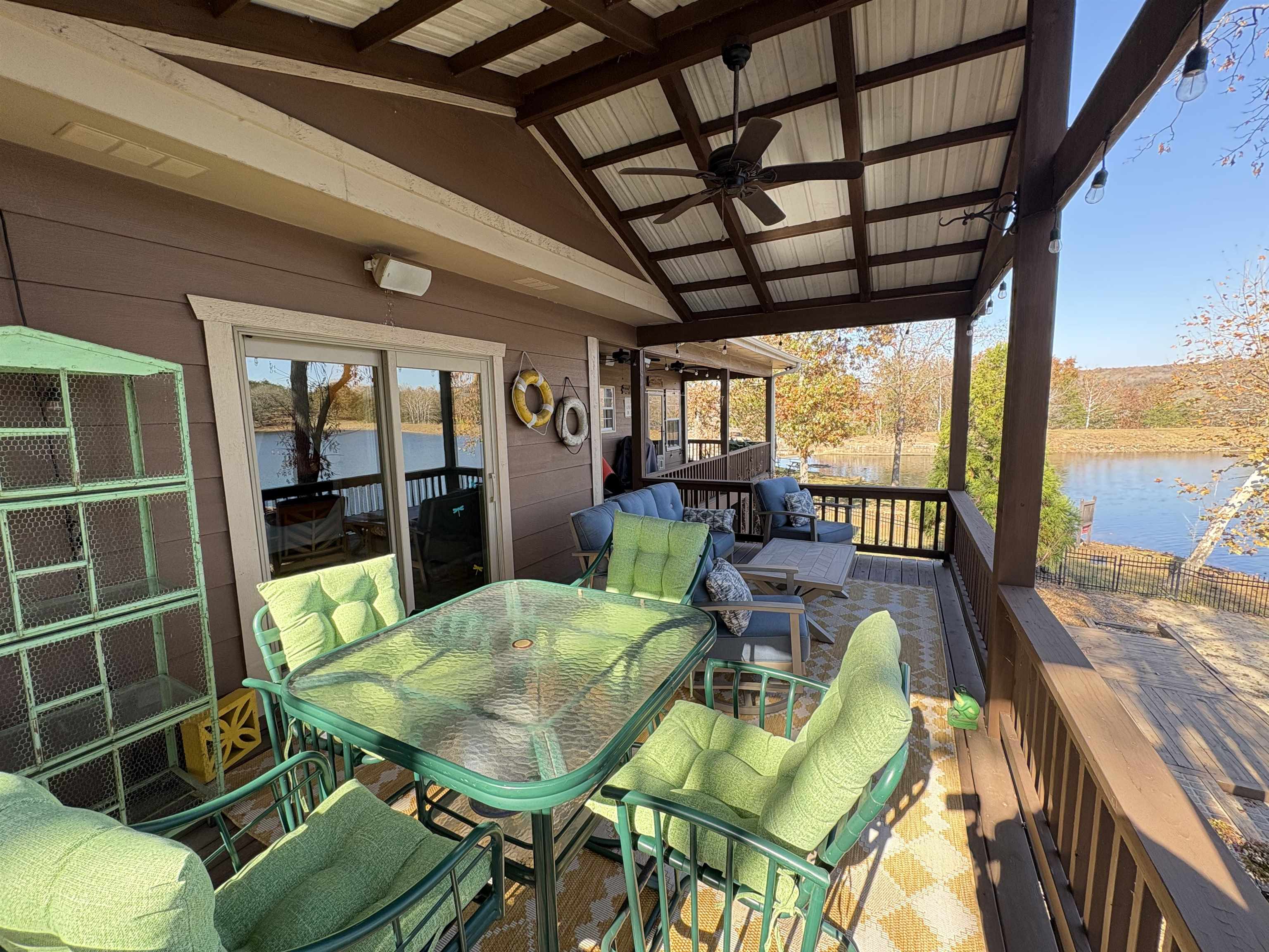 WEST LAKE - Residential