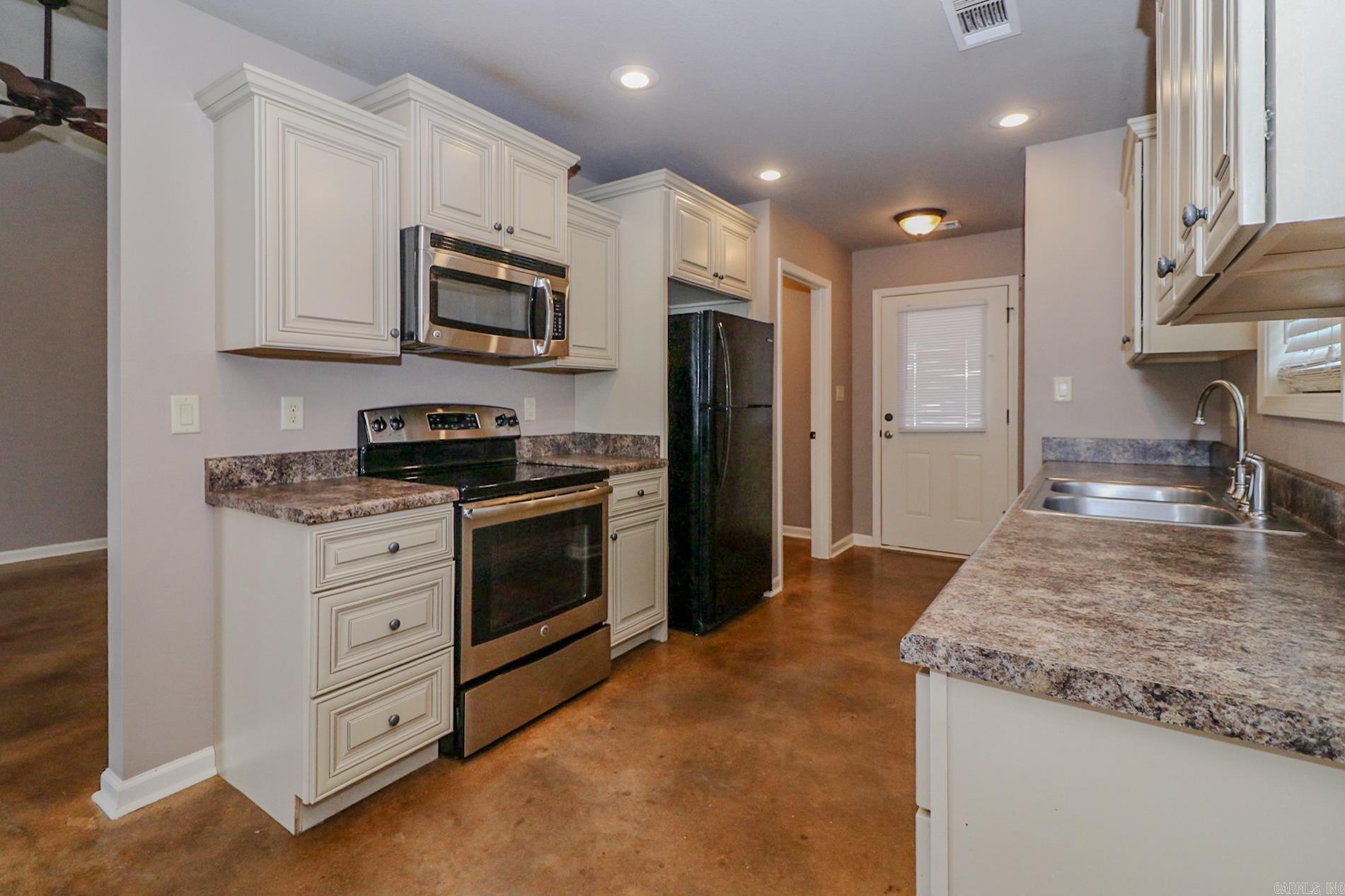 Wildwood III - Residential