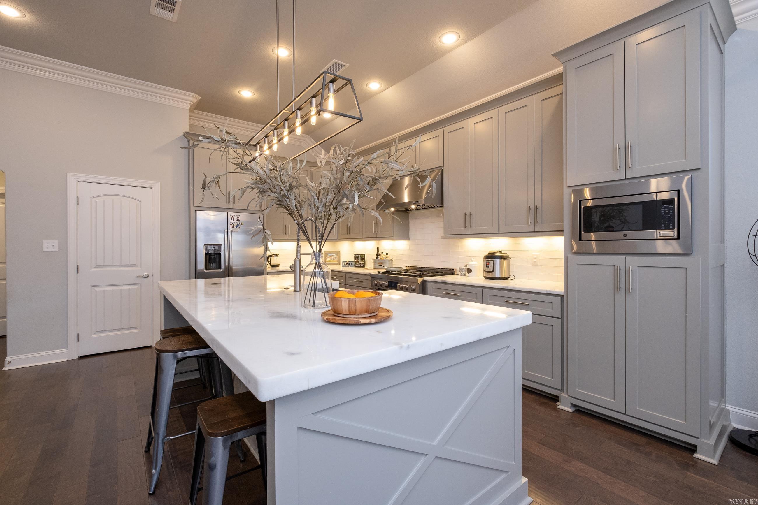 LINCOLN PARK - Residential