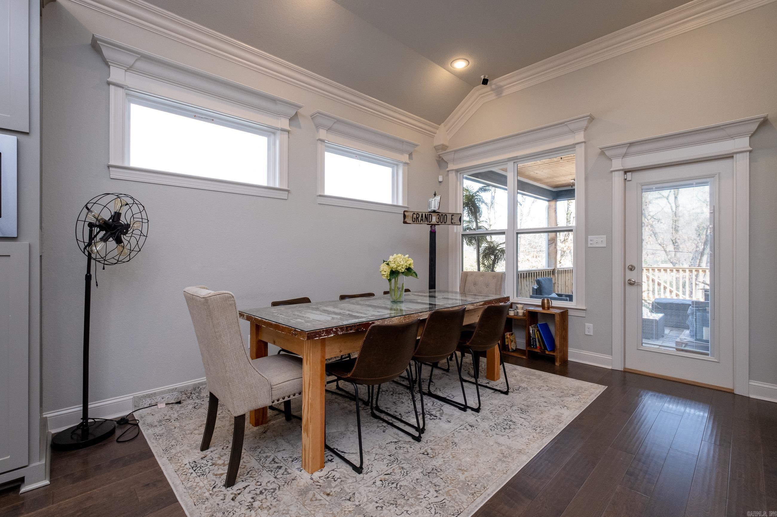 LINCOLN PARK - Residential