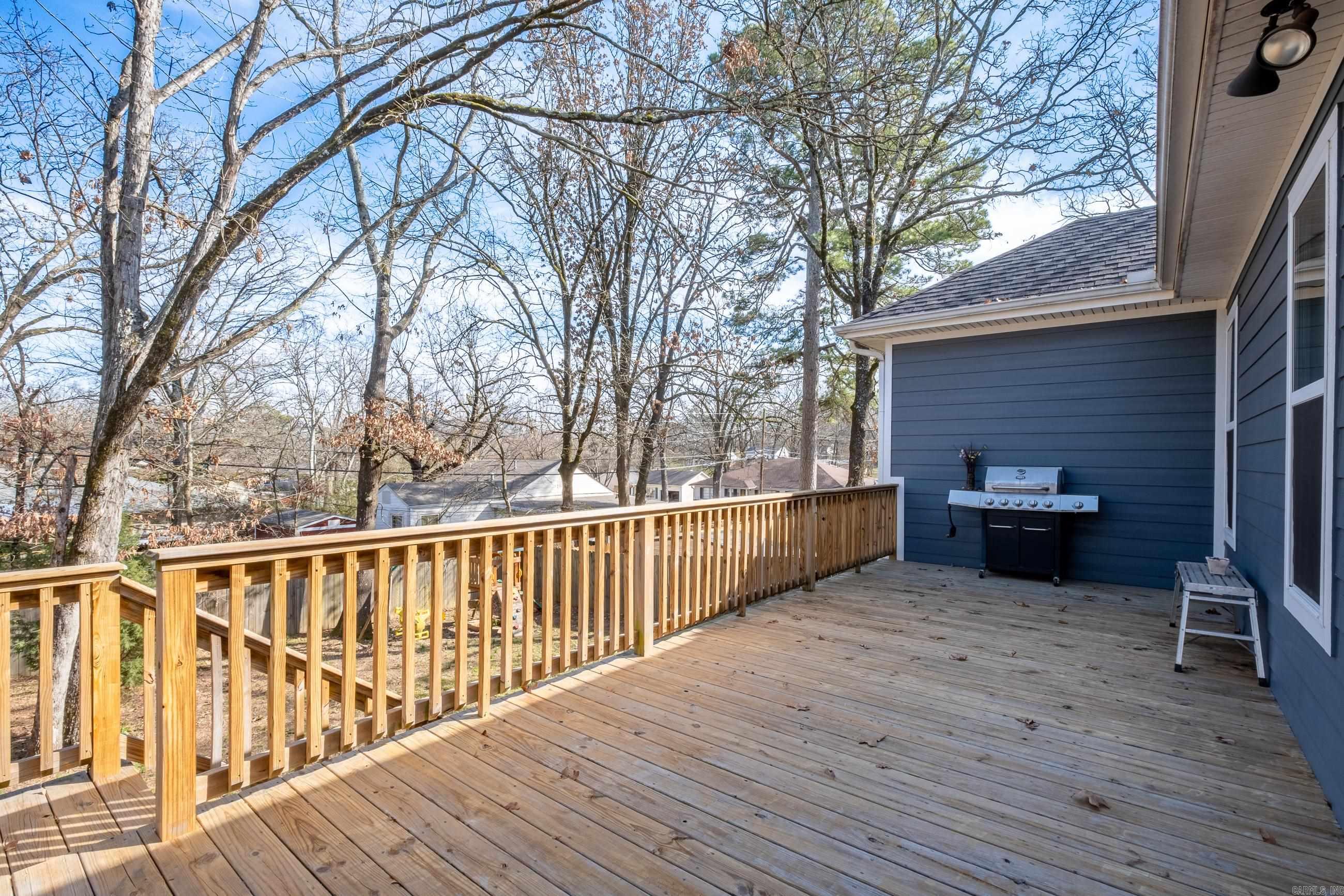 LINCOLN PARK - Residential