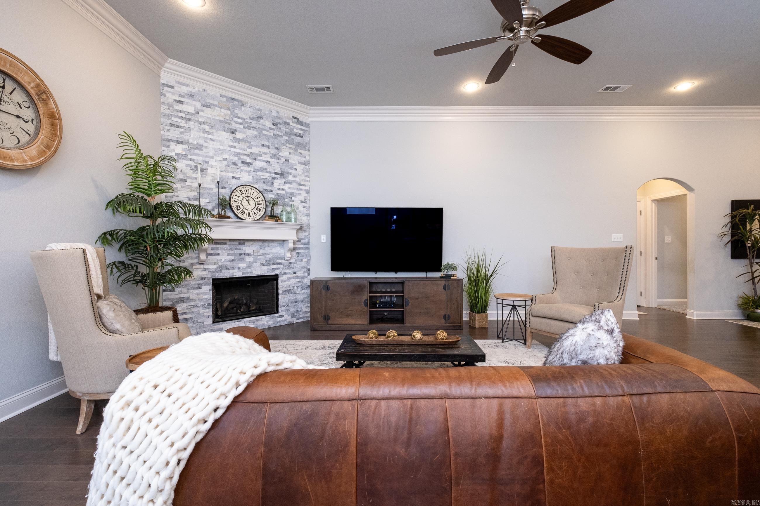 LINCOLN PARK - Residential