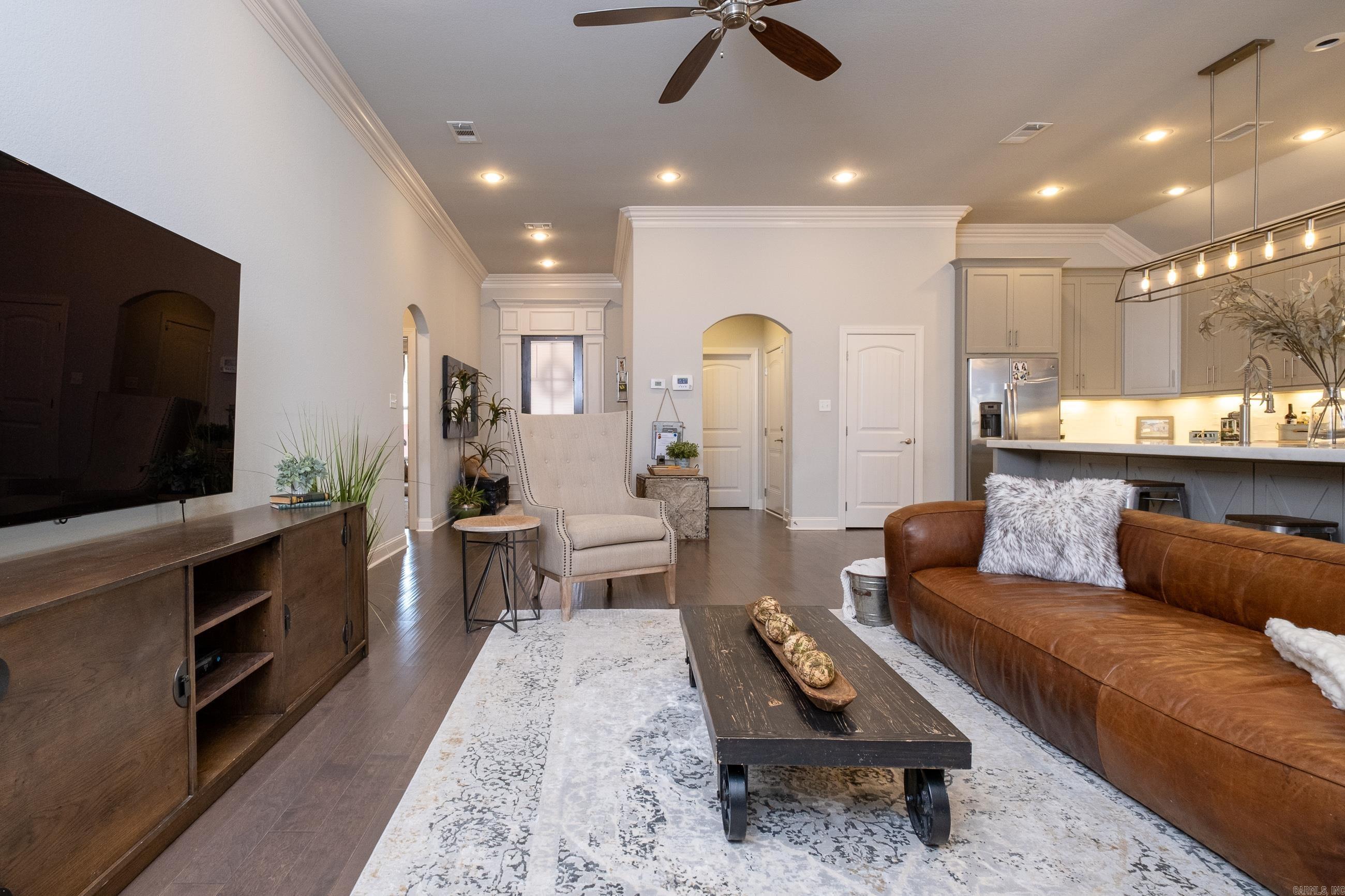 LINCOLN PARK - Residential