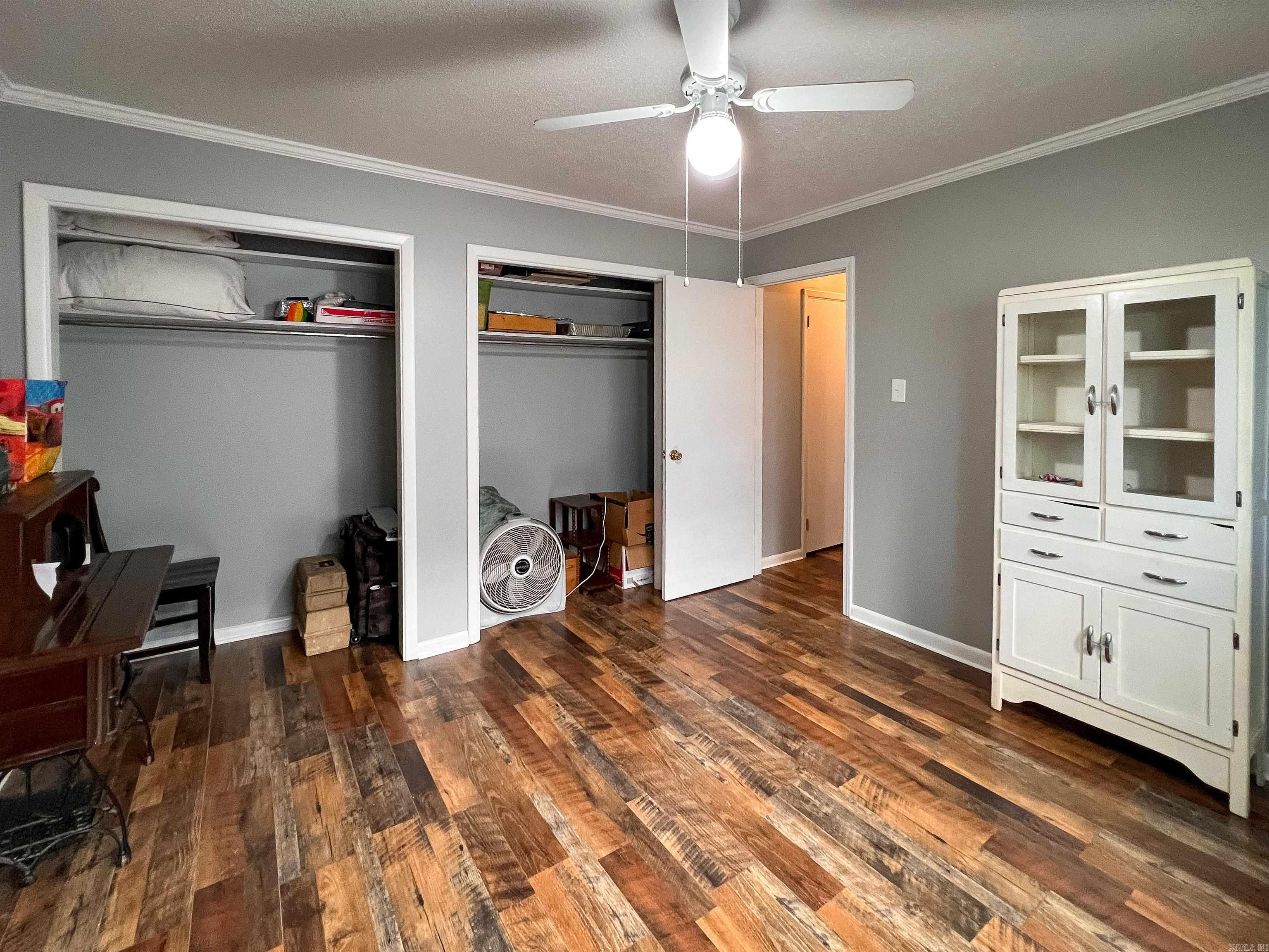 LAKEWOOD - Residential