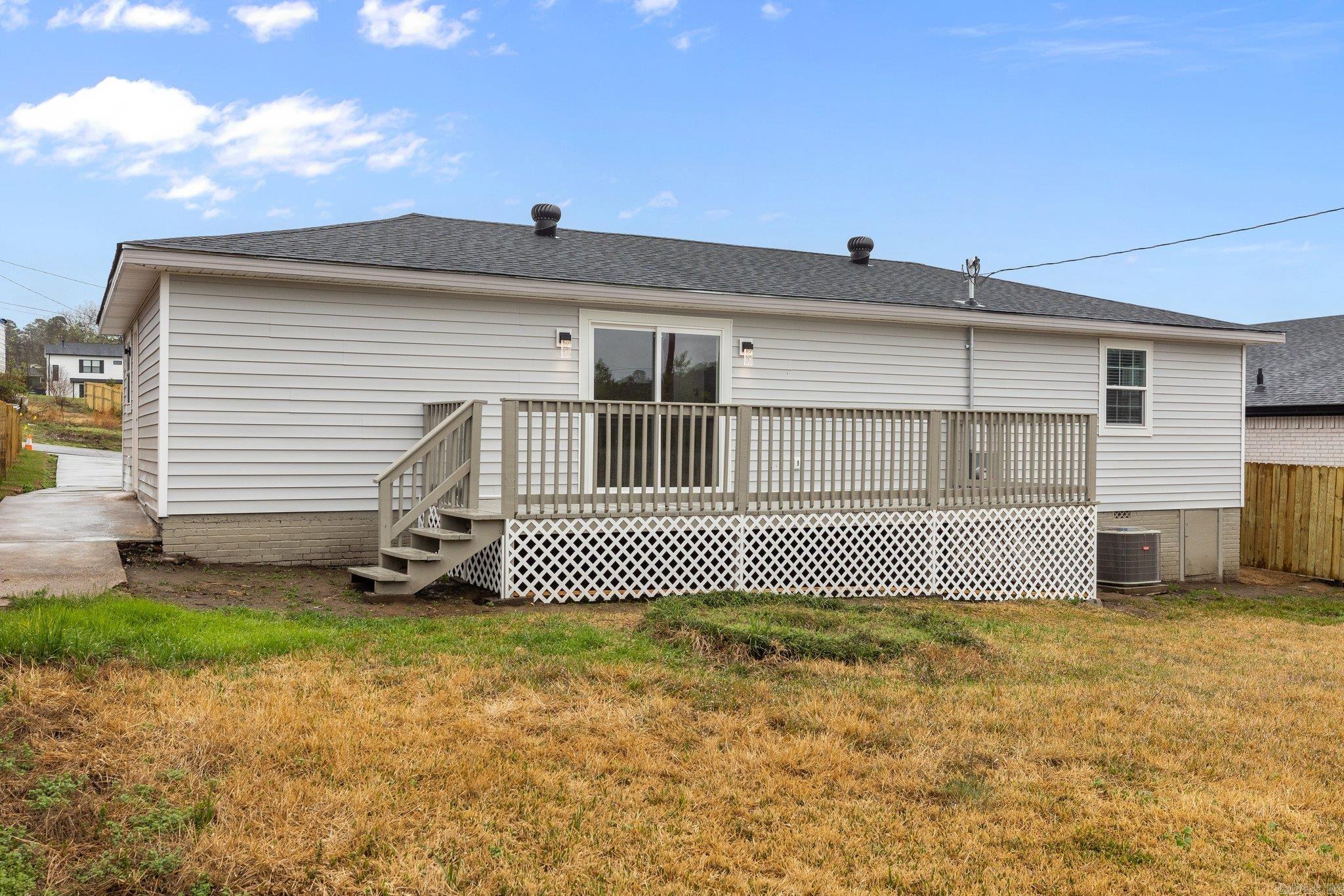 KINGWOOD PLACE - Residential