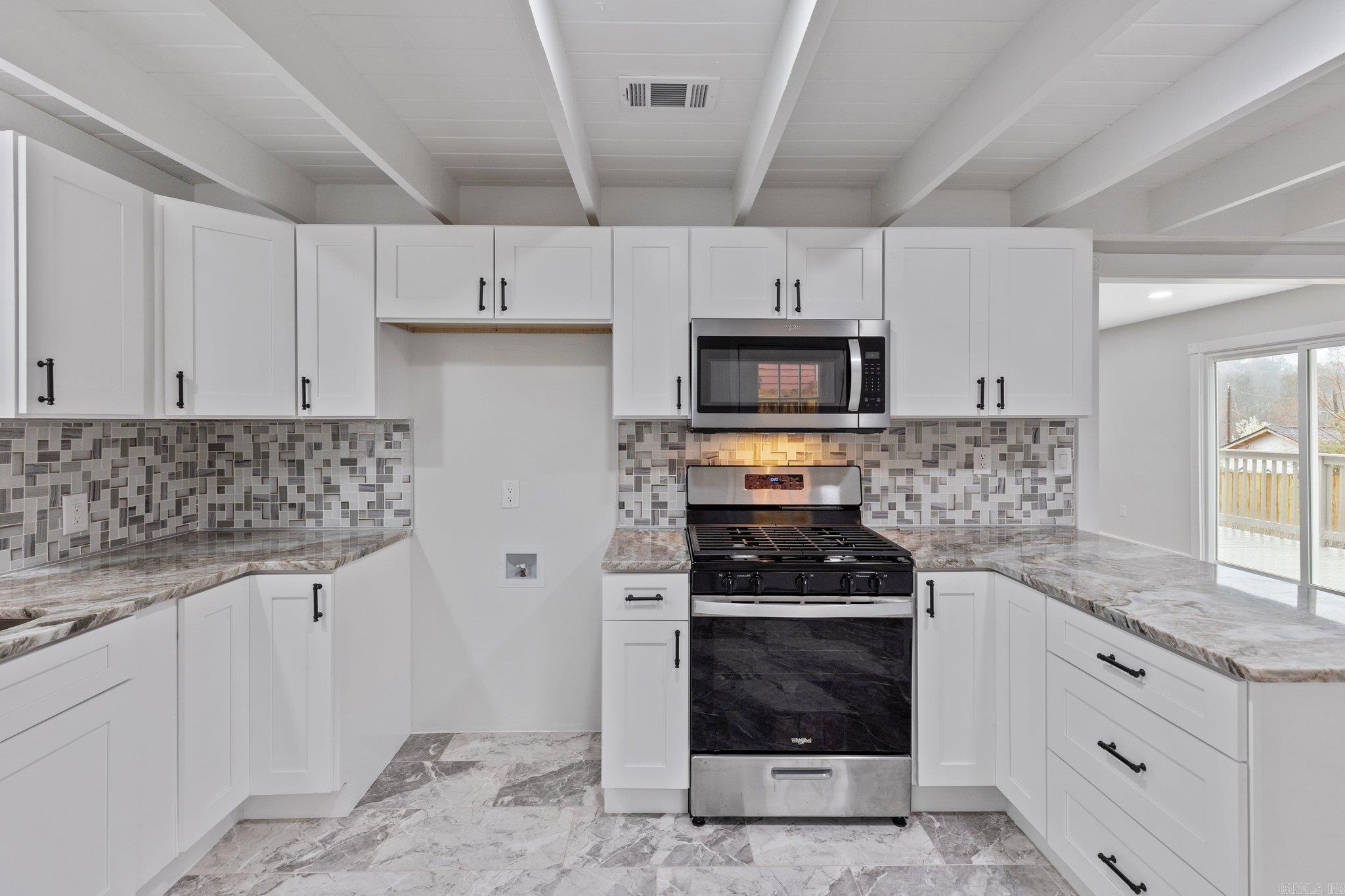 KINGWOOD PLACE - Residential