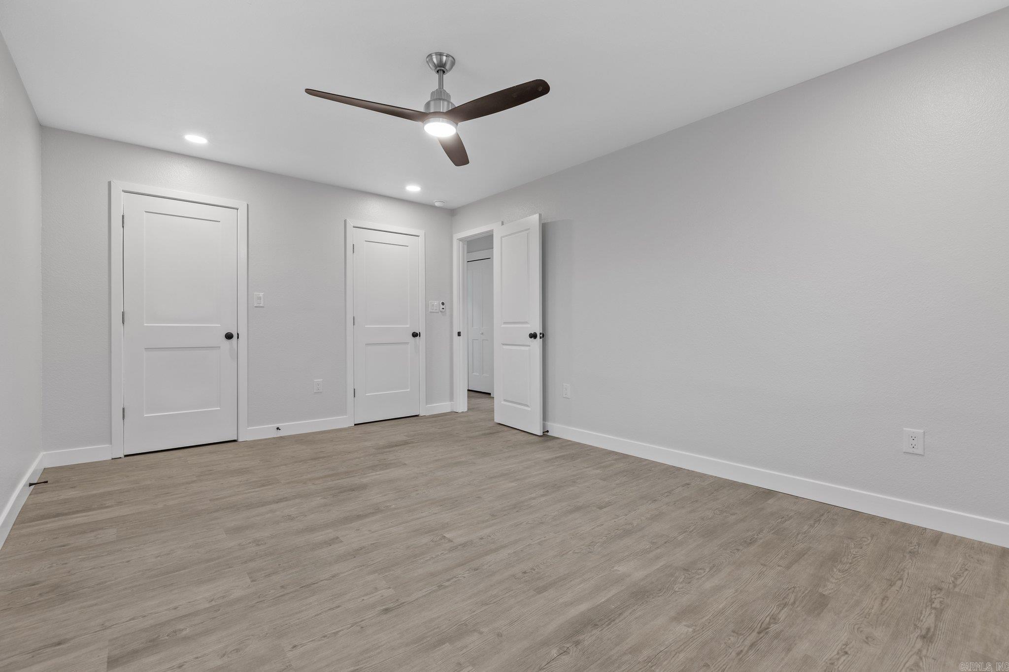 KINGWOOD PLACE - Residential