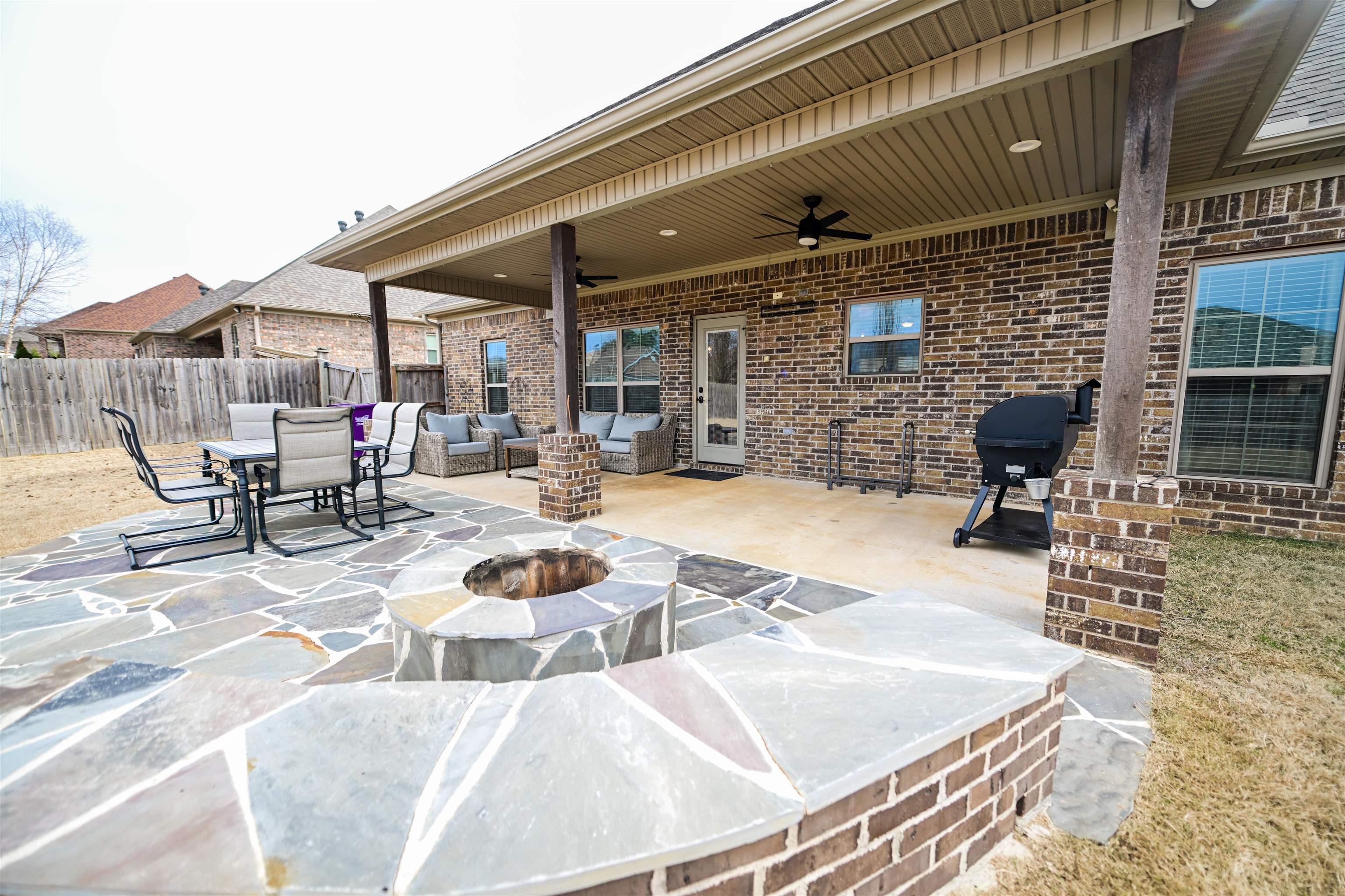 COLDWATER CREEK - Residential