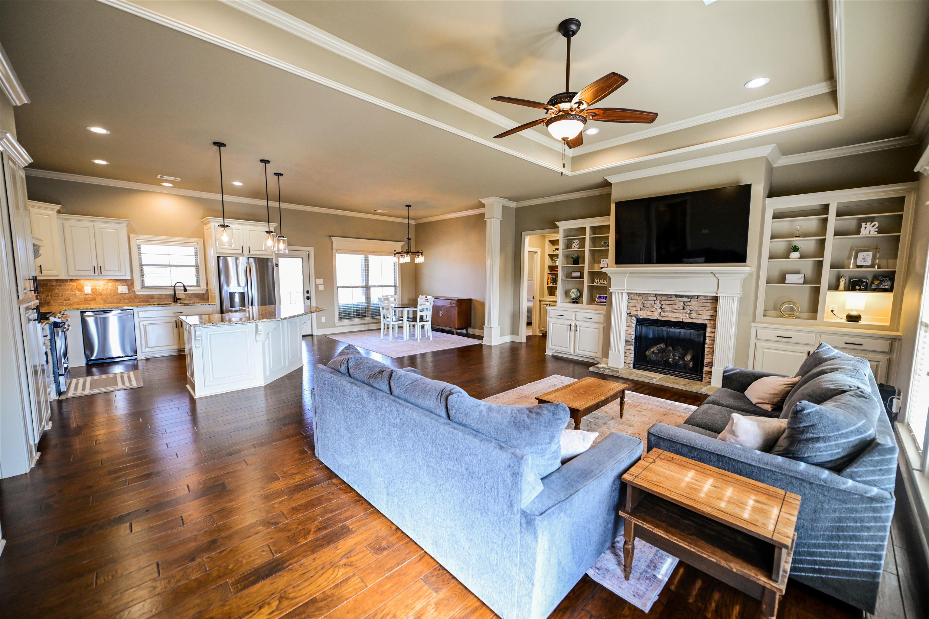 COLDWATER CREEK - Residential