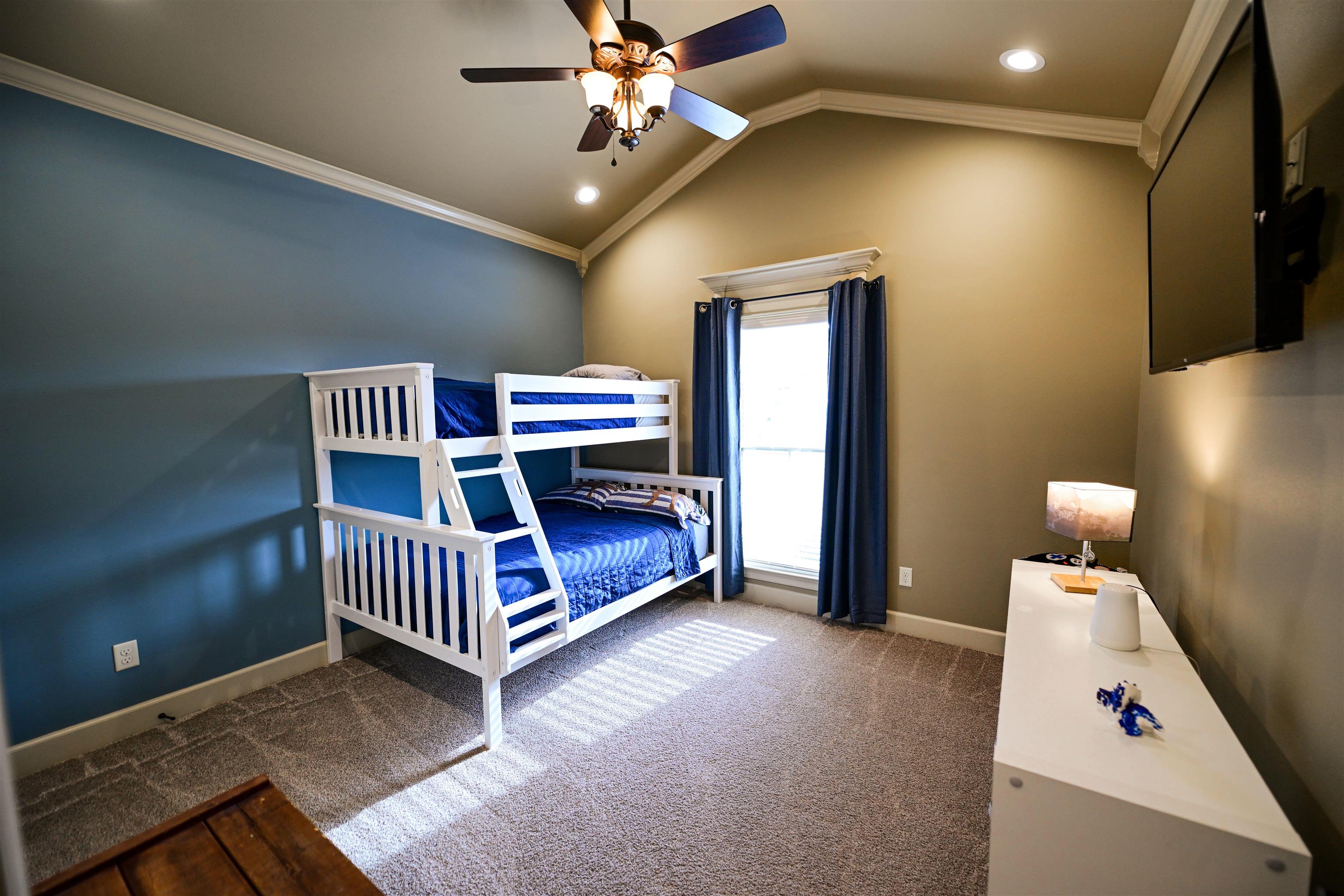 COLDWATER CREEK - Residential