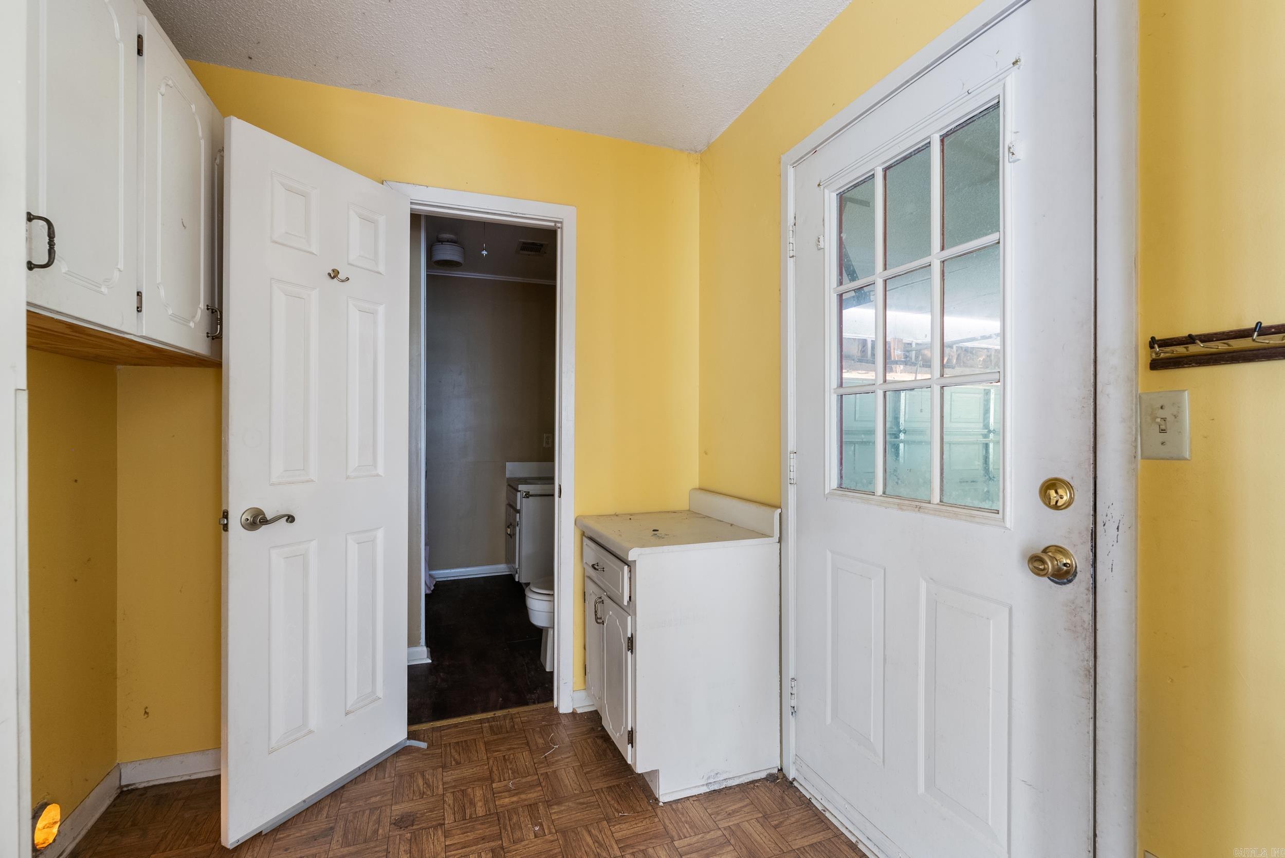 SHADY ACRES - Residential