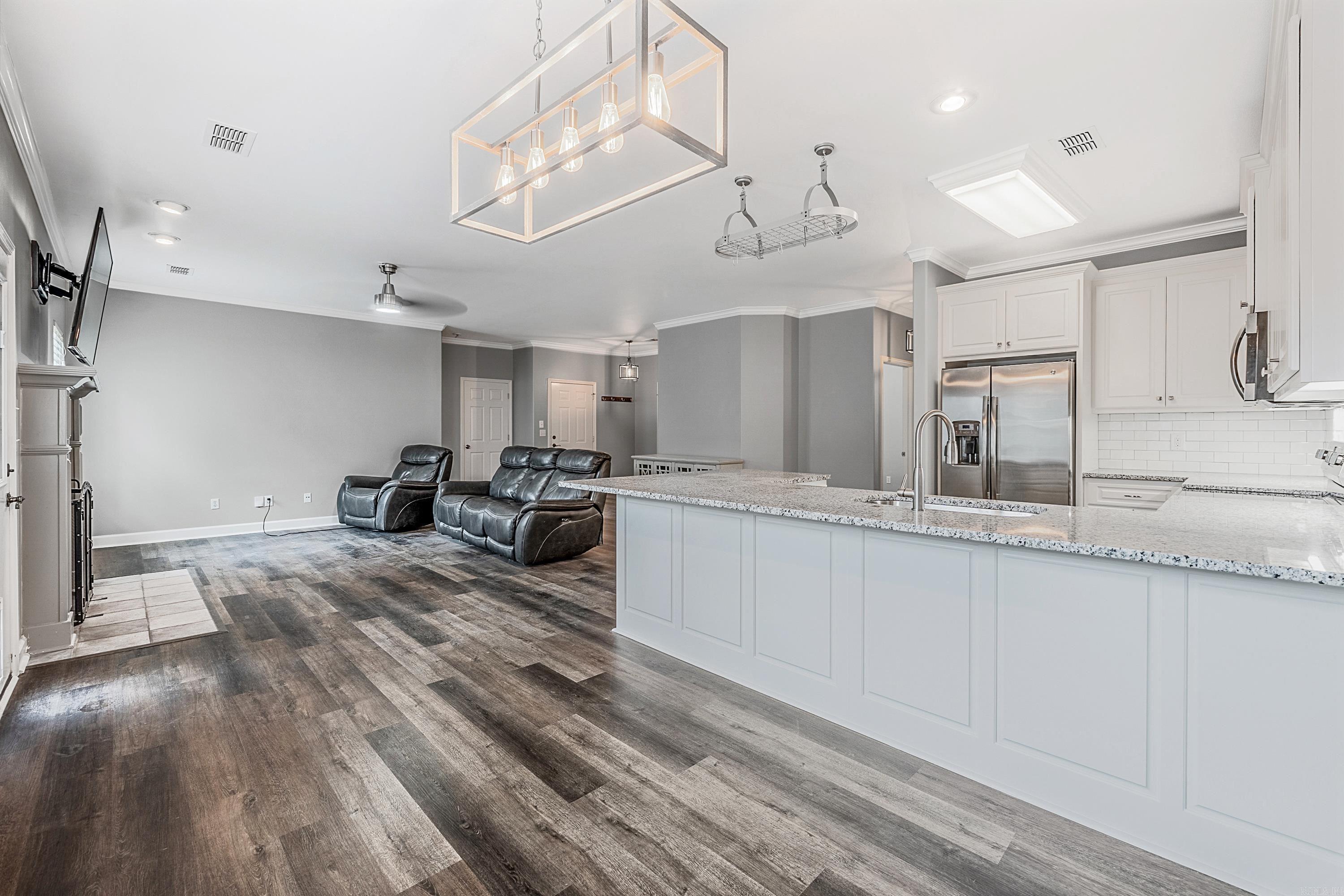 GARDEN OAKS ADDN - Residential