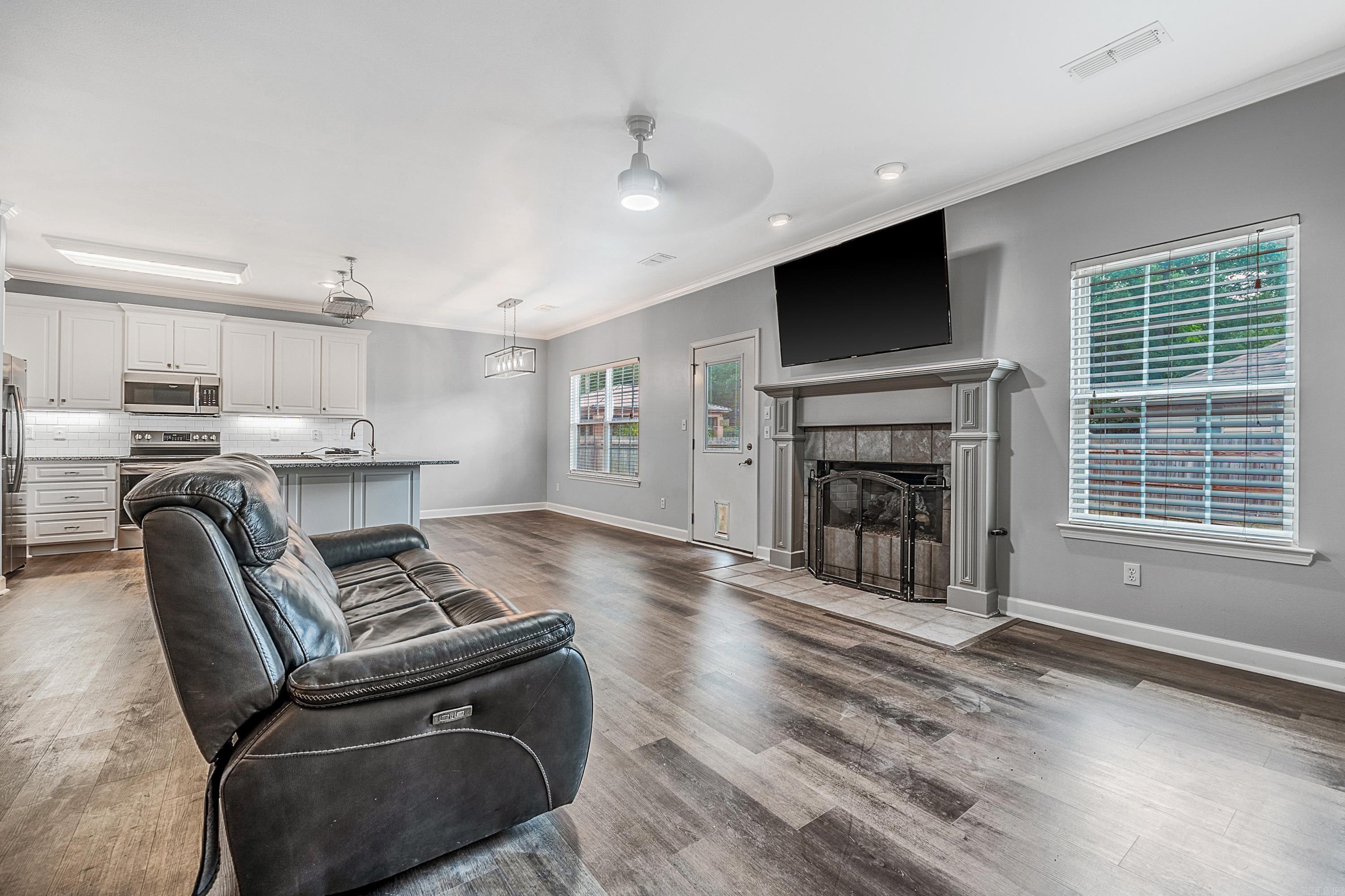 GARDEN OAKS ADDN - Residential