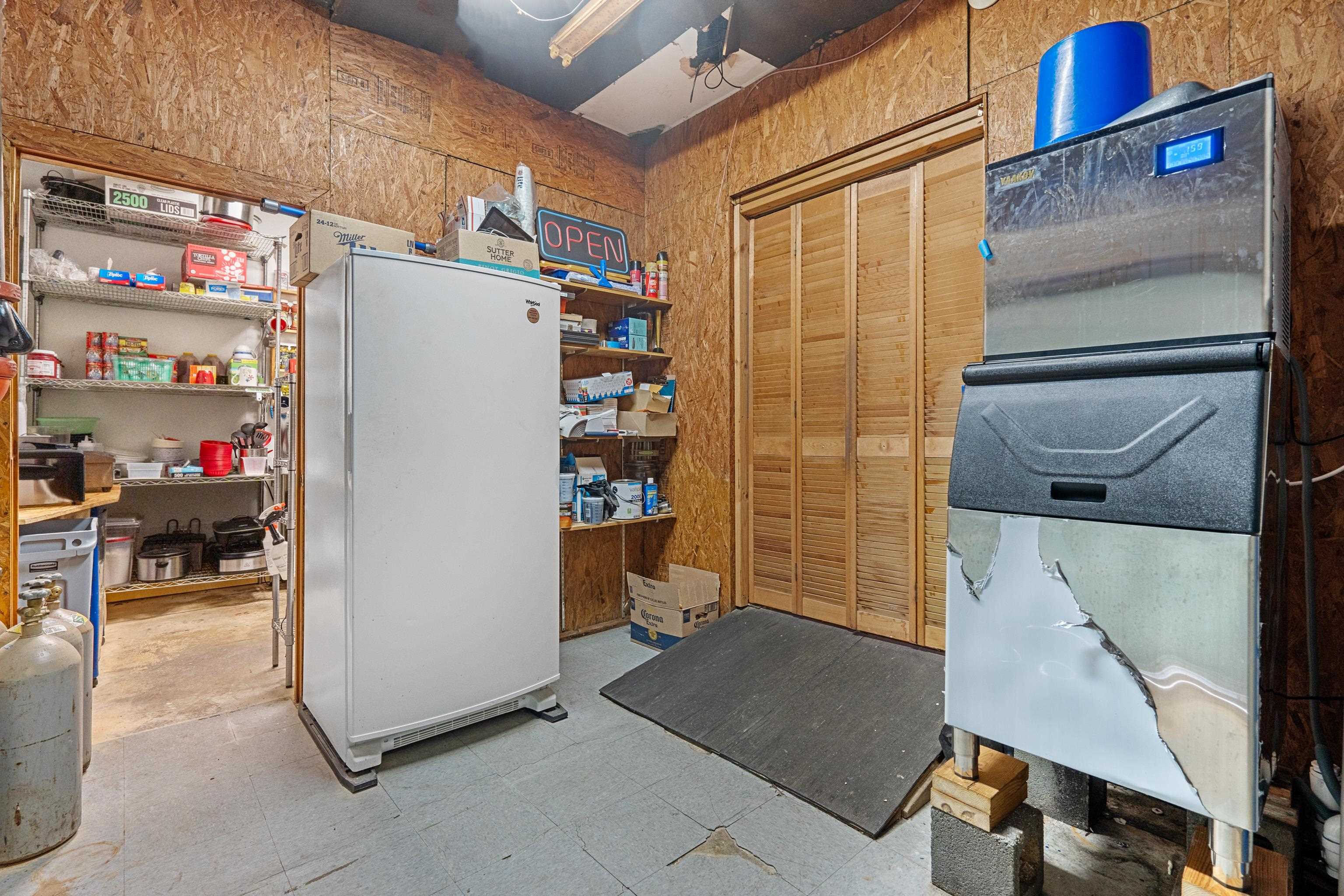 Hicks - Commercial Sale