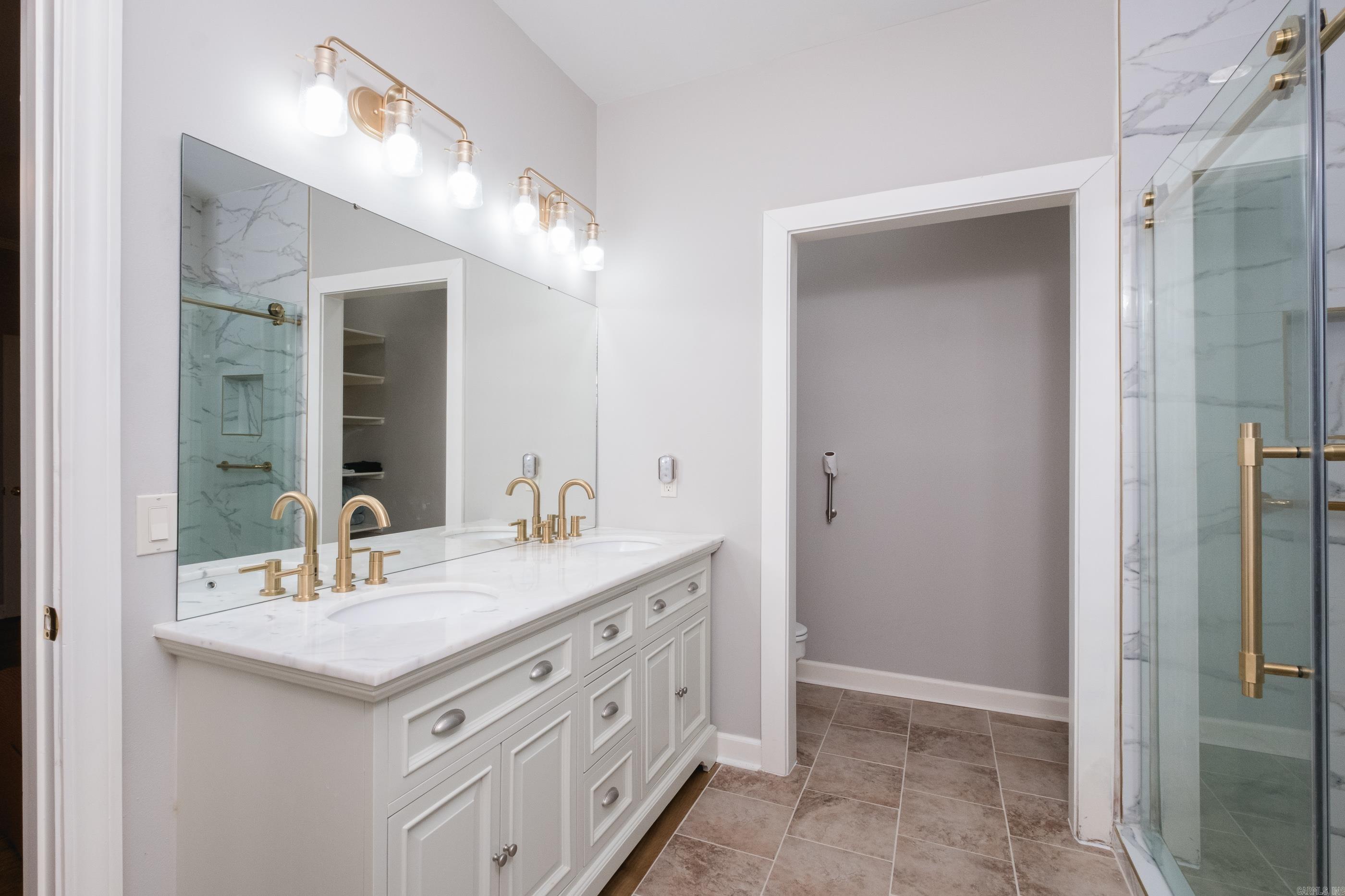 ST THOMAS ADDN - Residential