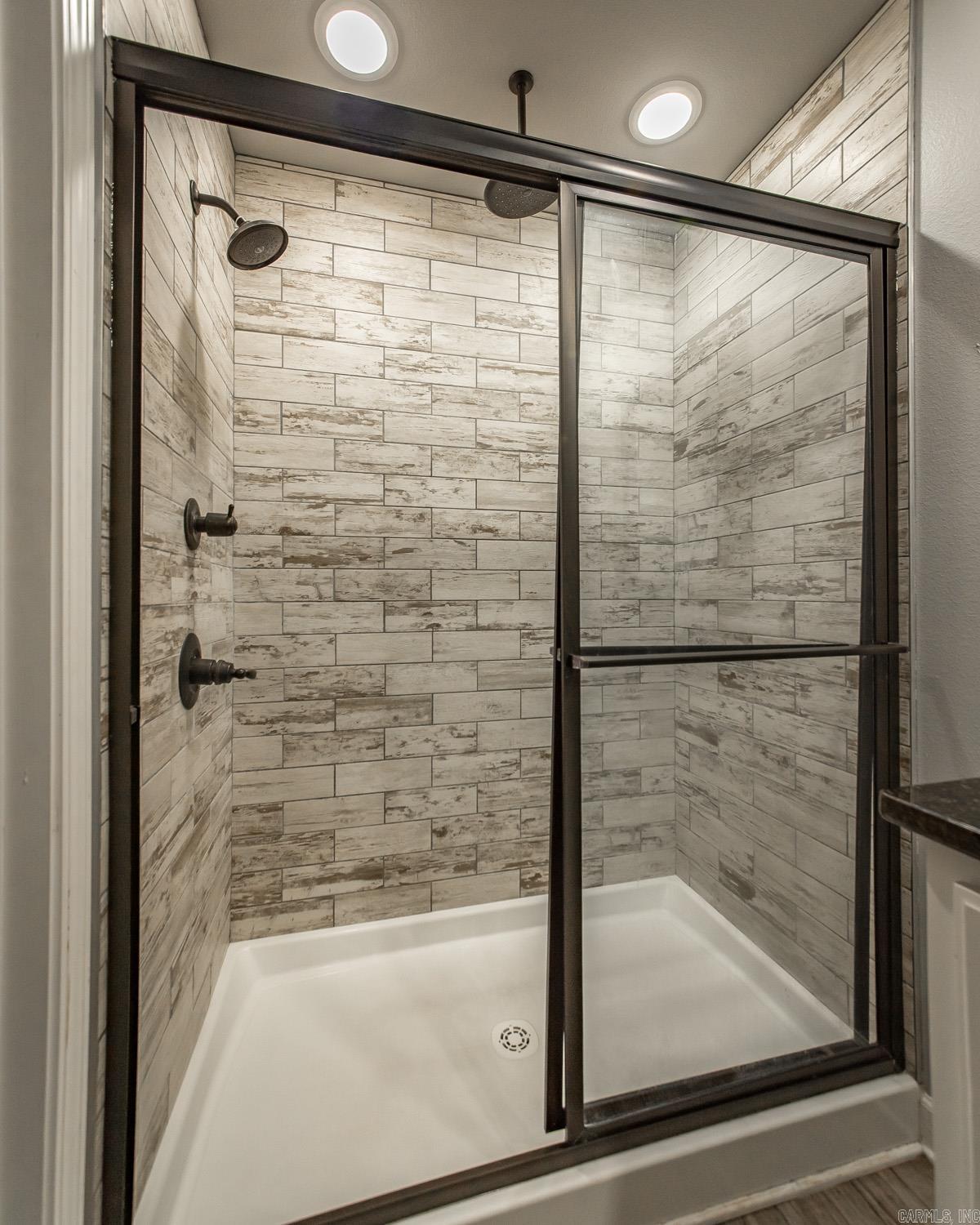 DEERFIELD ESTATES - Residential