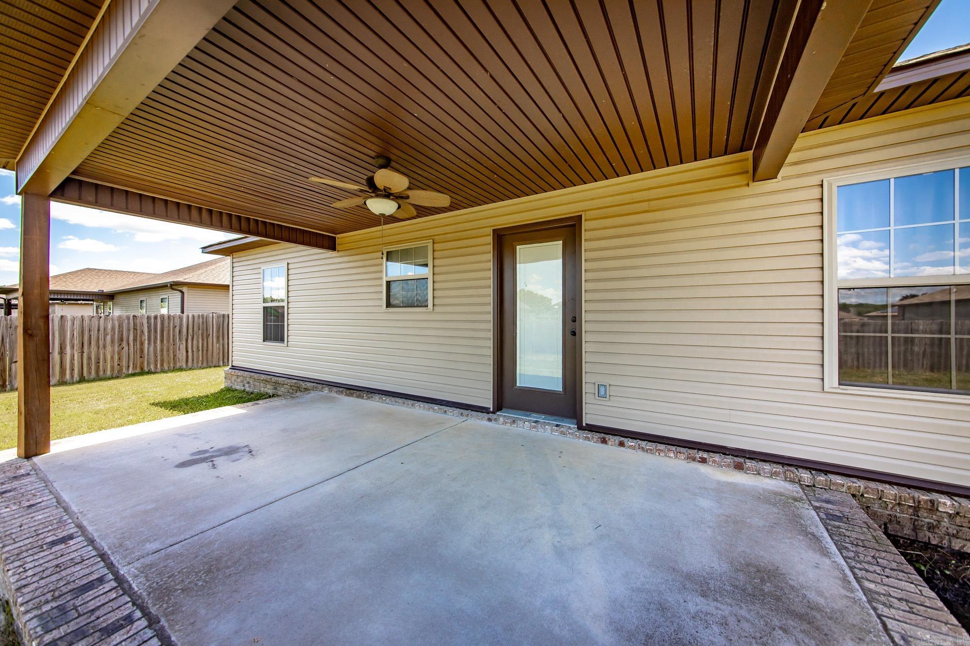 DEERFIELD ESTATES - Residential
