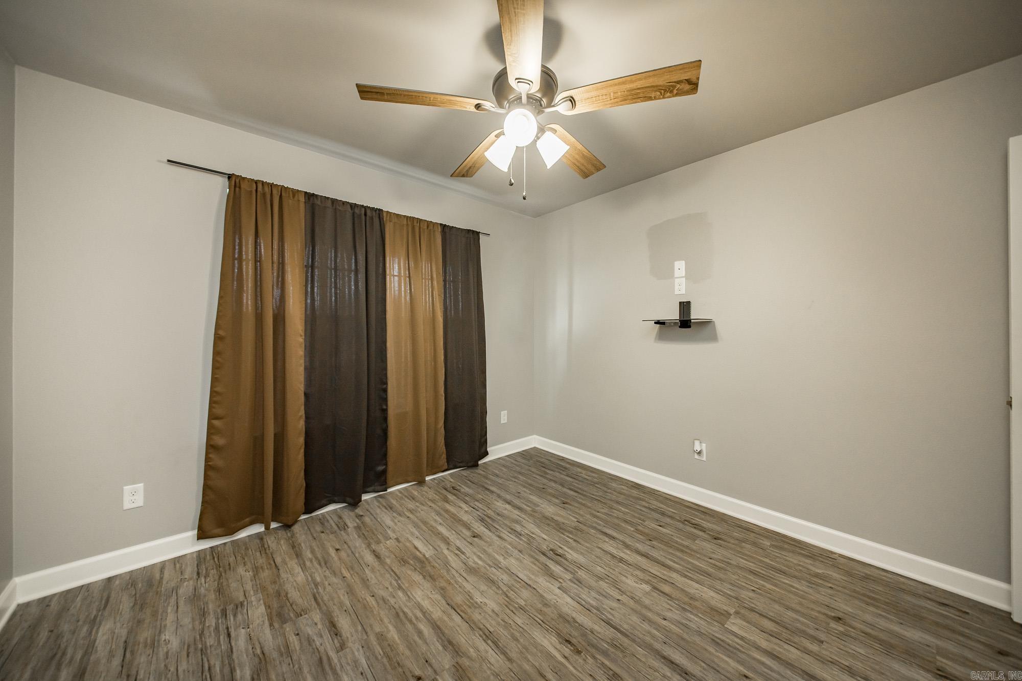 DEERFIELD ESTATES - Residential
