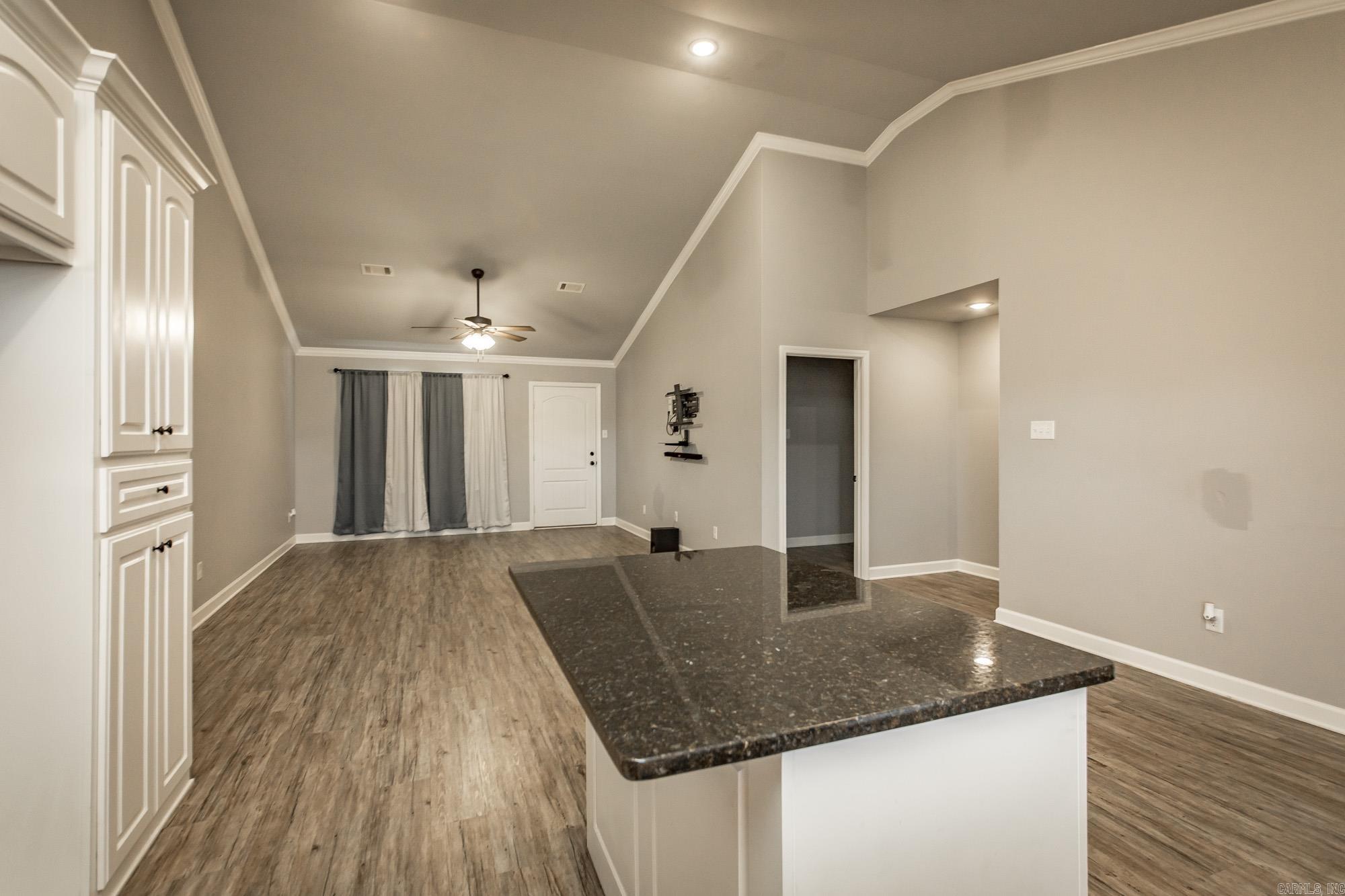 DEERFIELD ESTATES - Residential