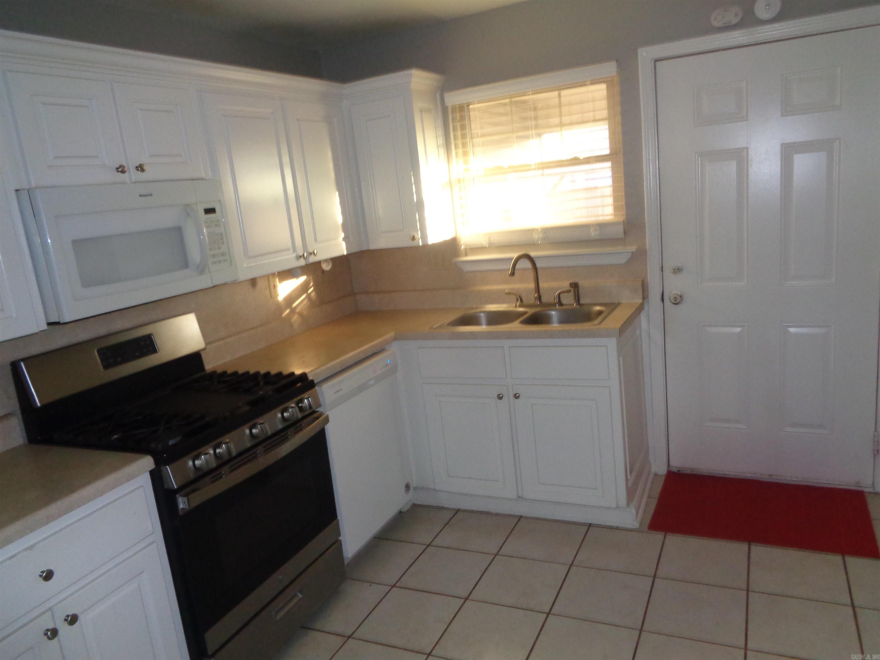 Forest Hill - Residential Lease