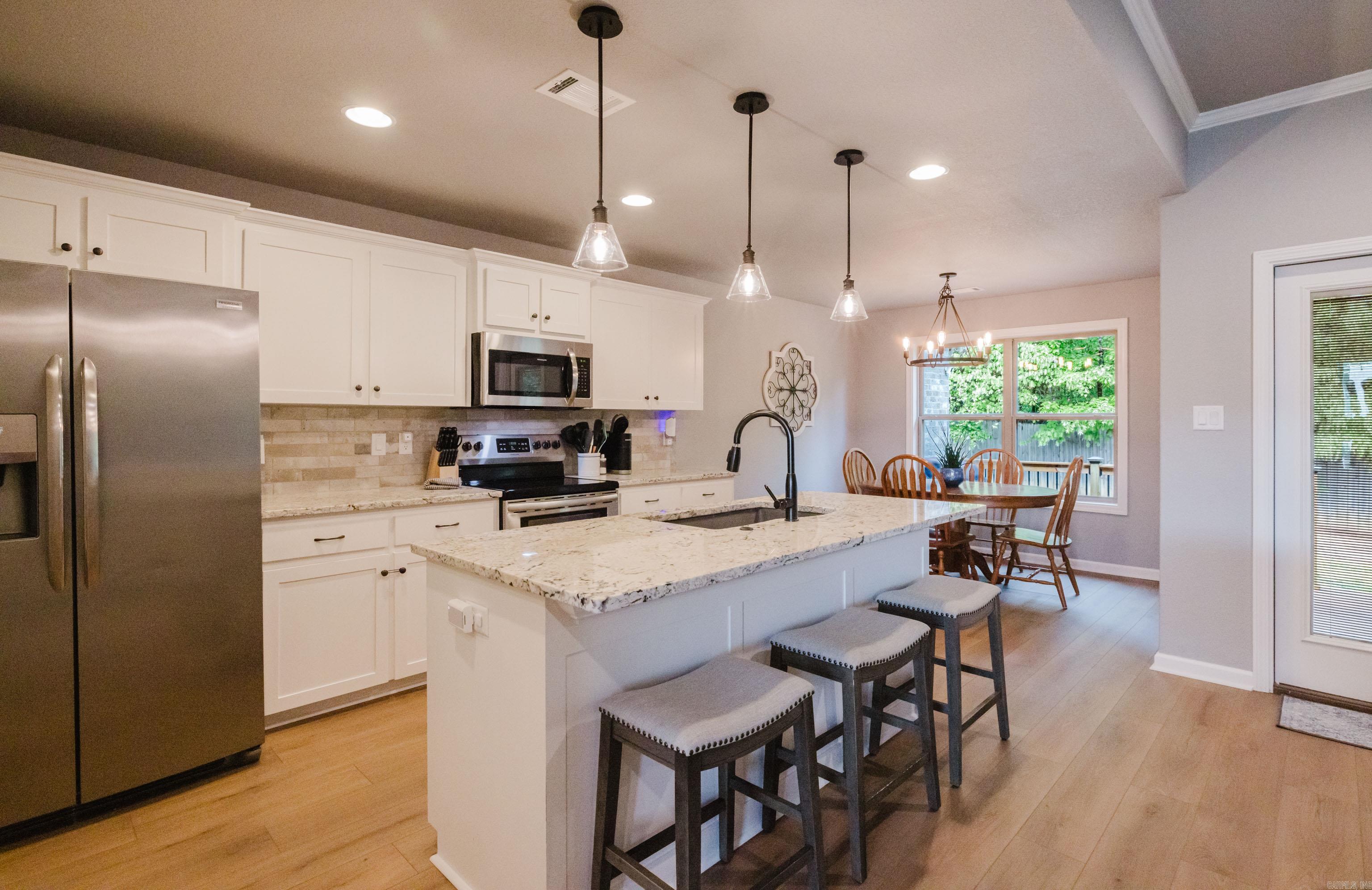 CYPRESS VALLEY - Residential