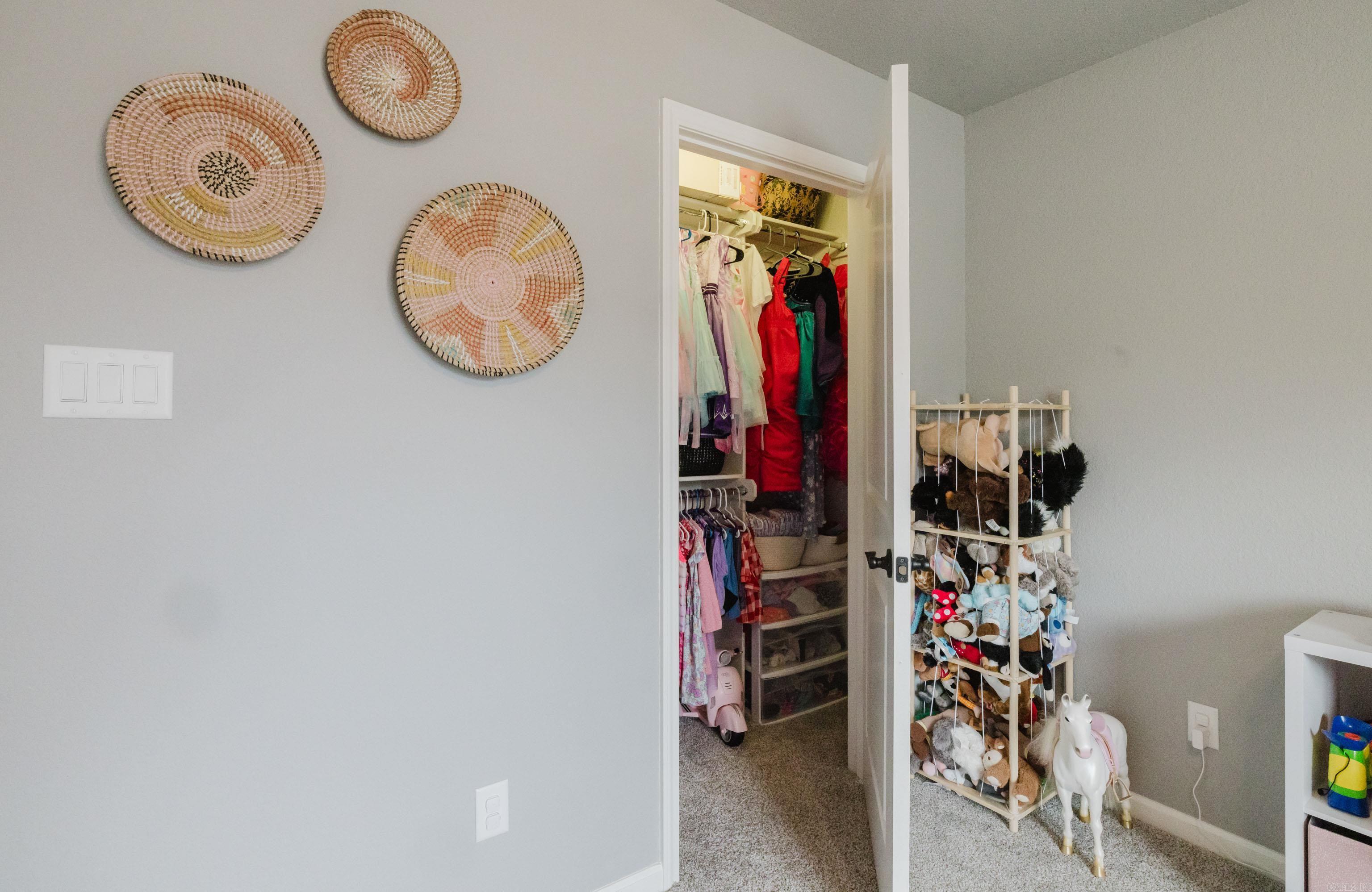 CYPRESS VALLEY - Residential