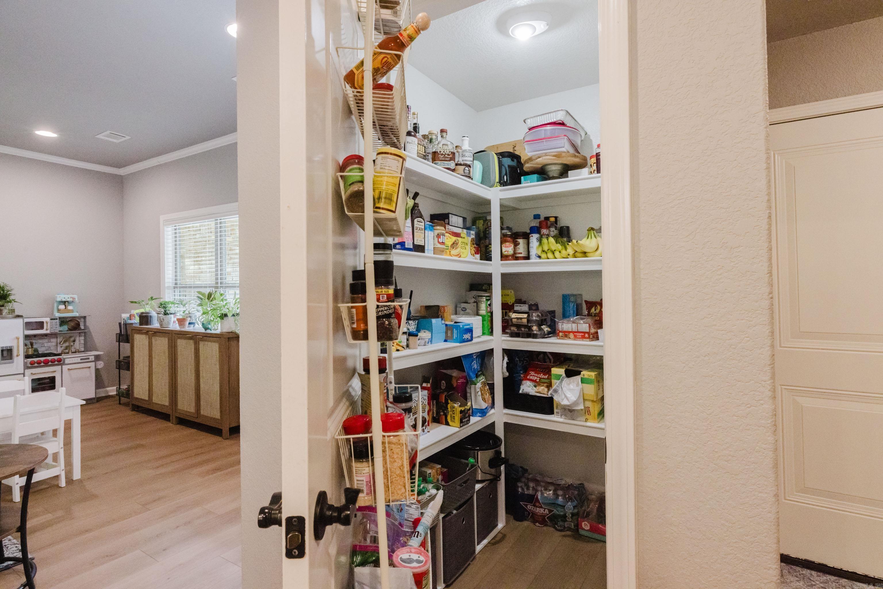 CYPRESS VALLEY - Residential